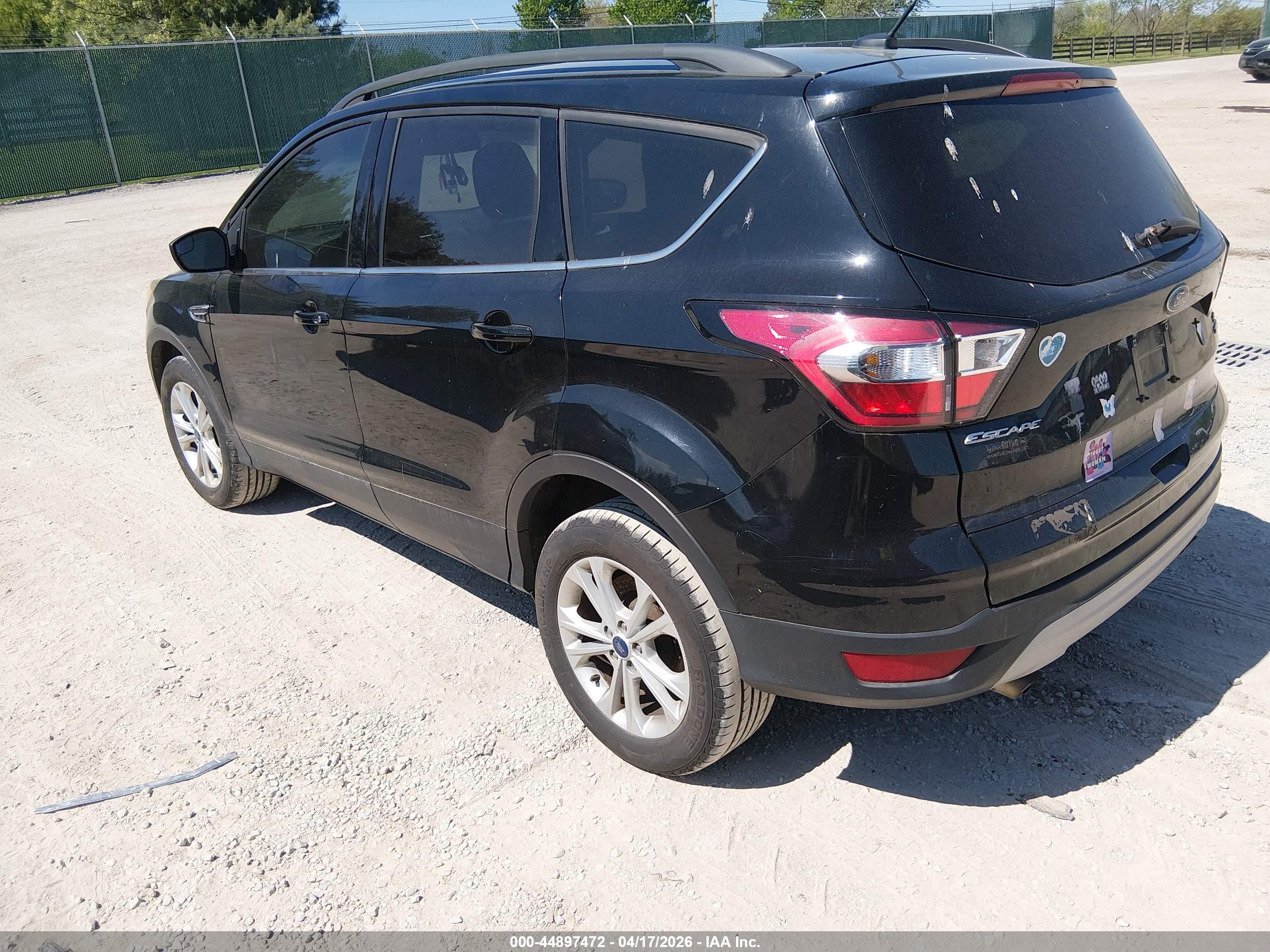 FORD ESCAPE image 3
