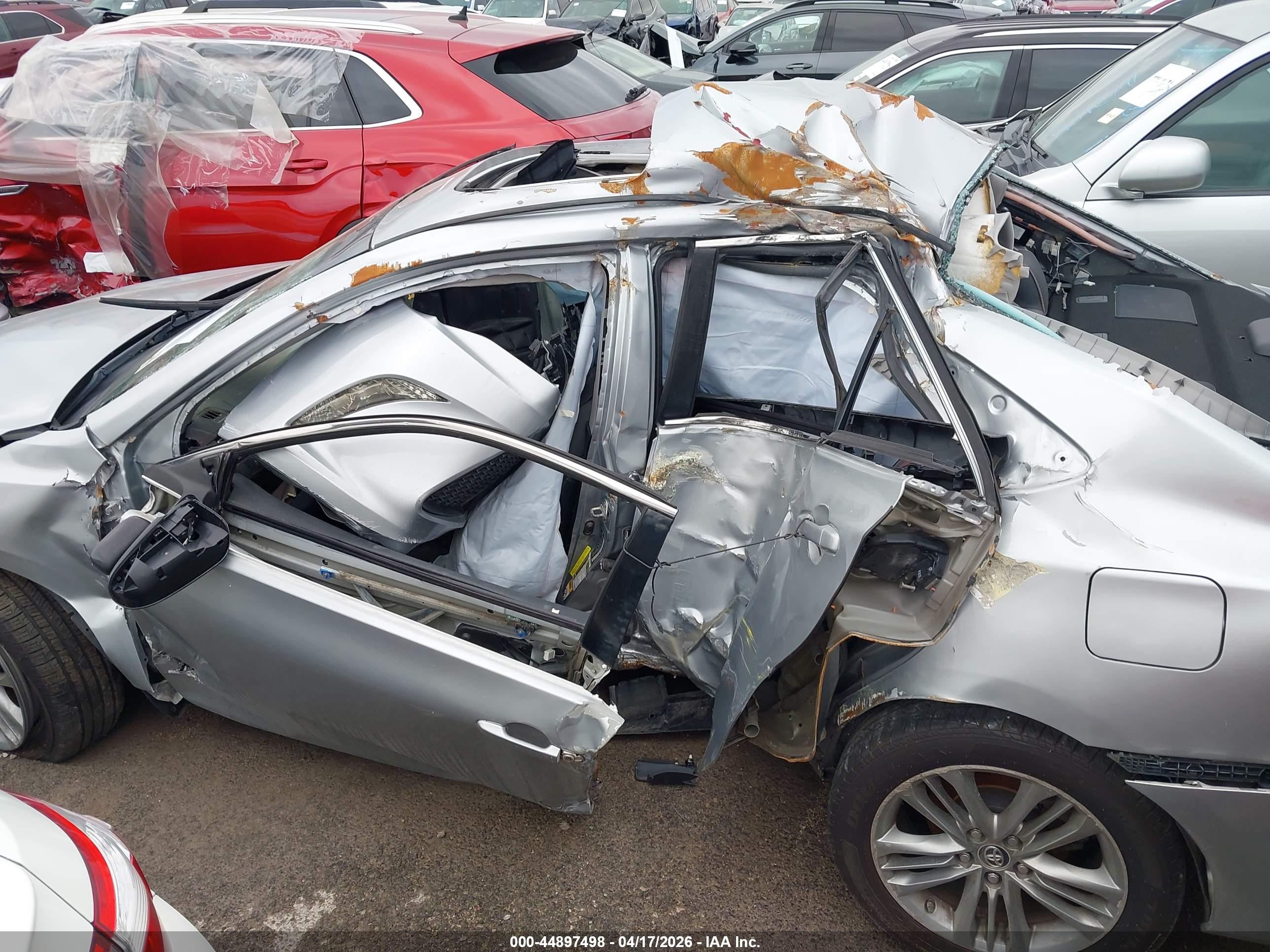 TOYOTA CAMRY image 6