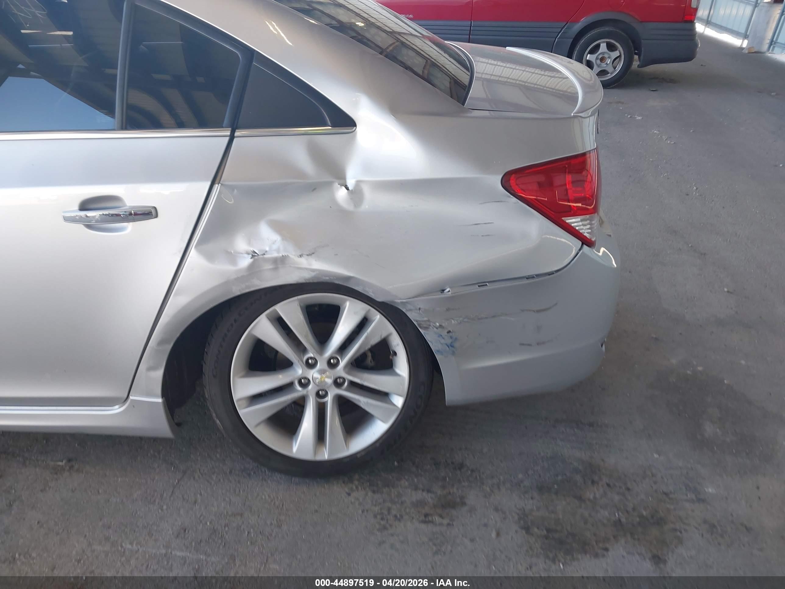 CHEVROLET CRUZE image 6