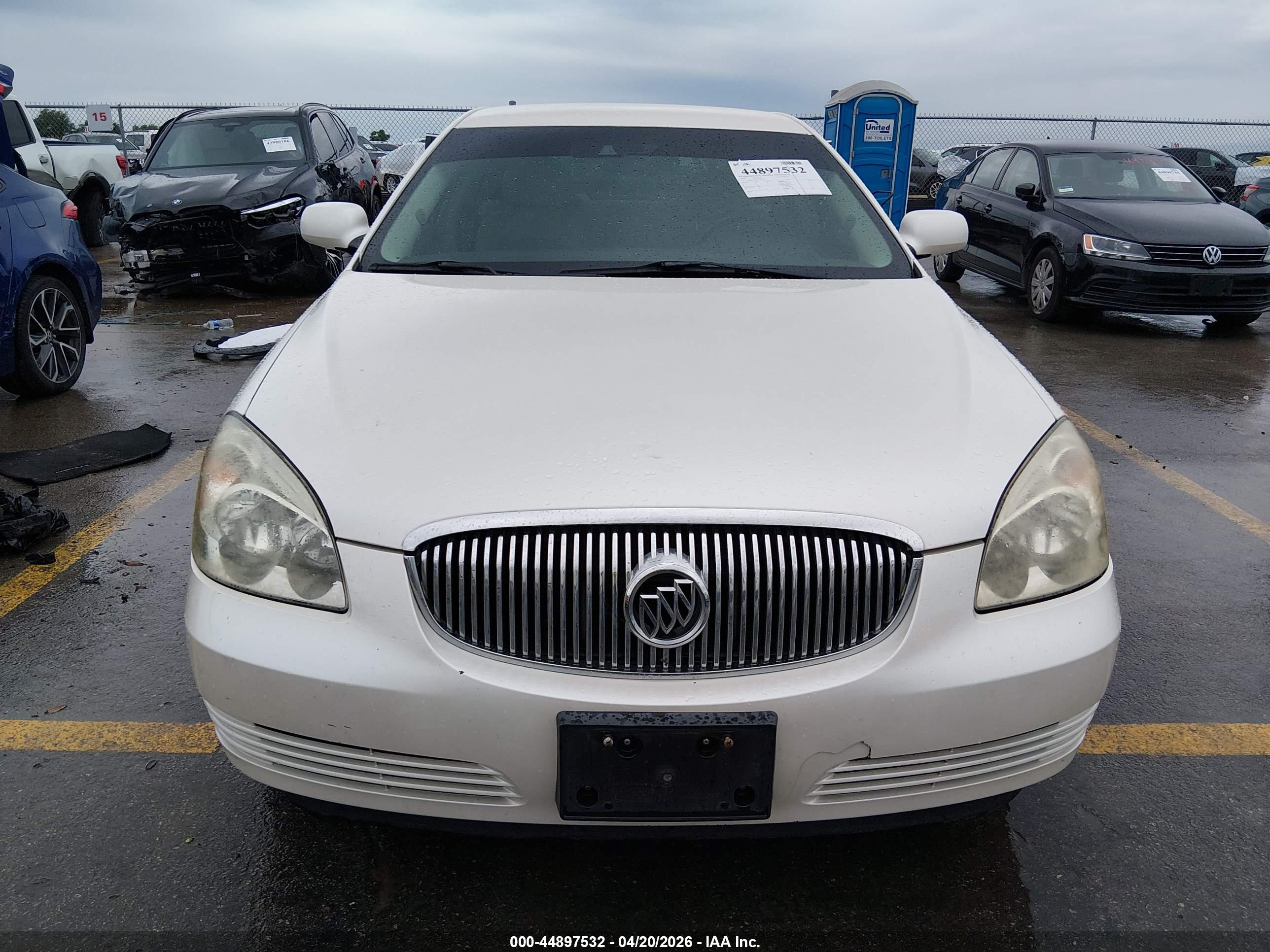 BUICK LUCERNE image 6
