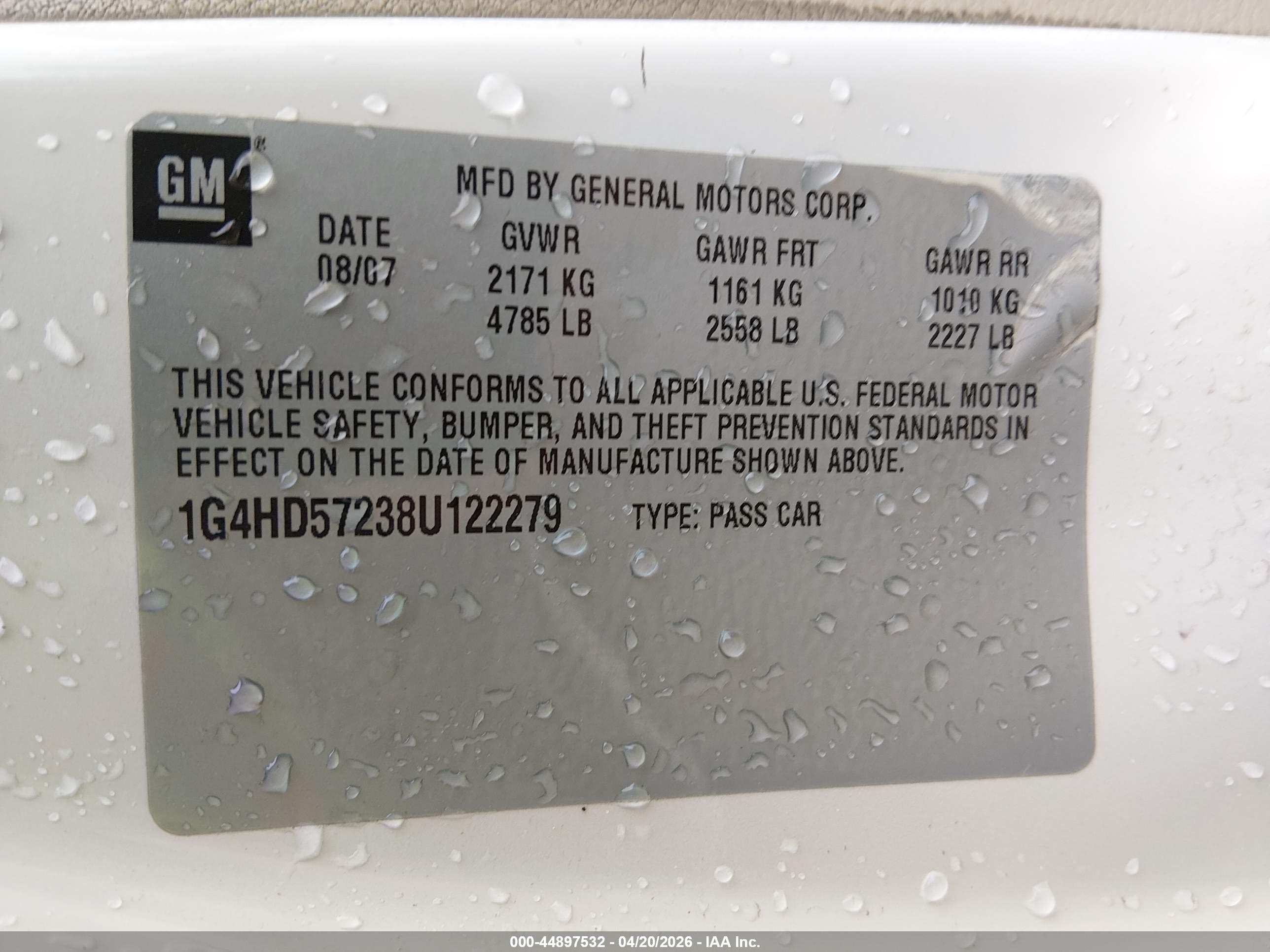 BUICK LUCERNE image 9
