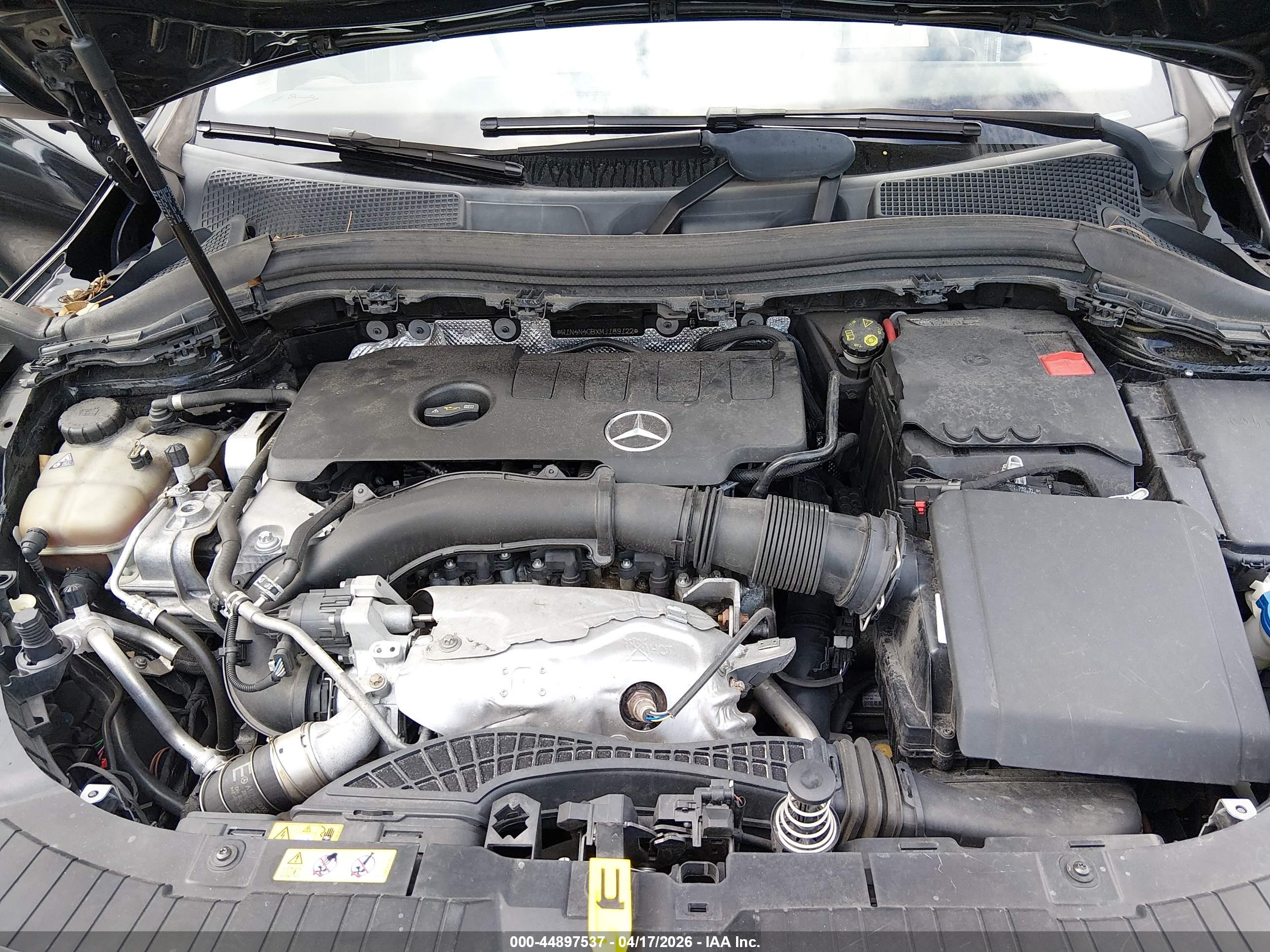 MERCEDES-BENZ GLA image 10
