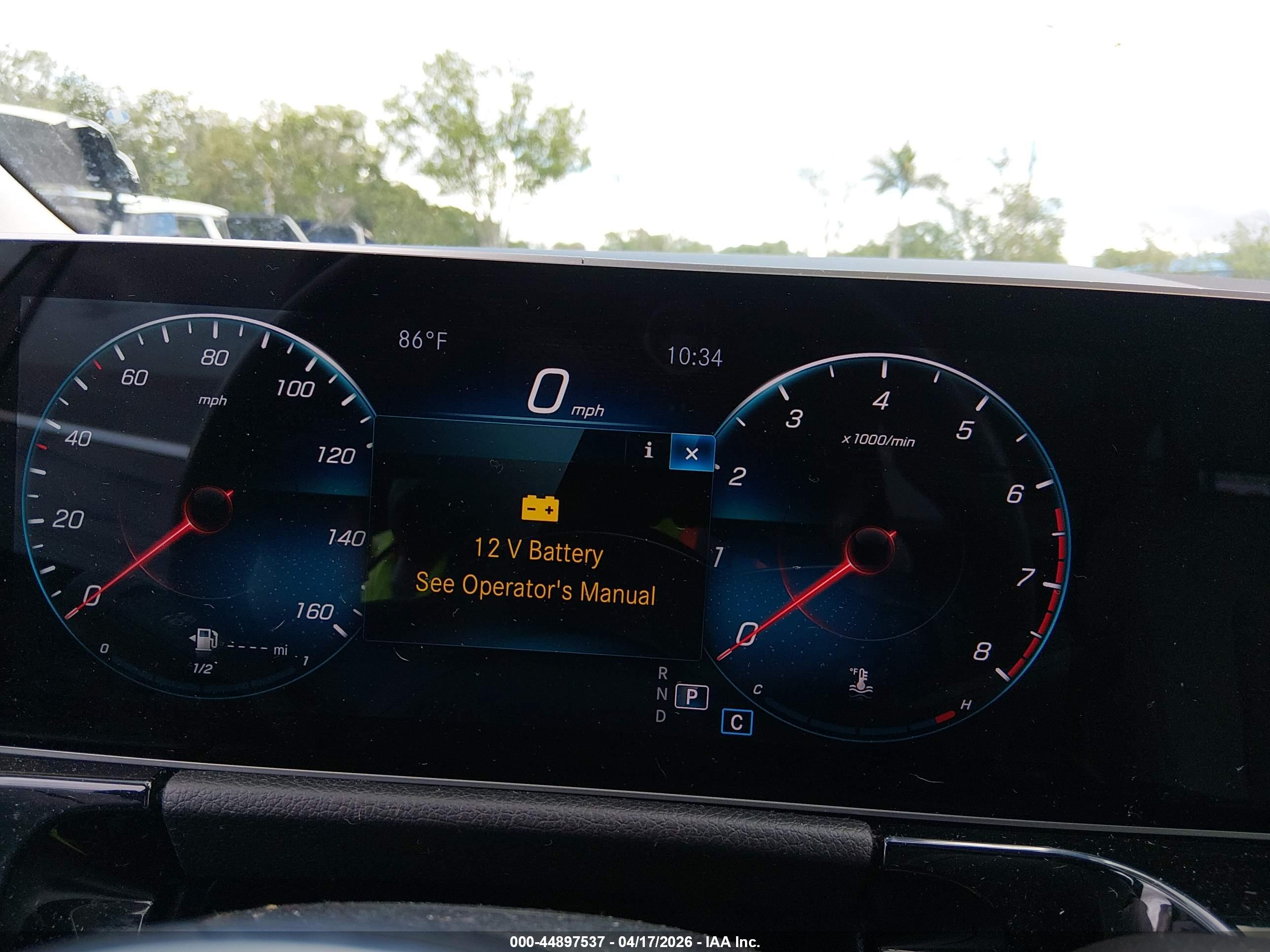 MERCEDES-BENZ GLA image 7