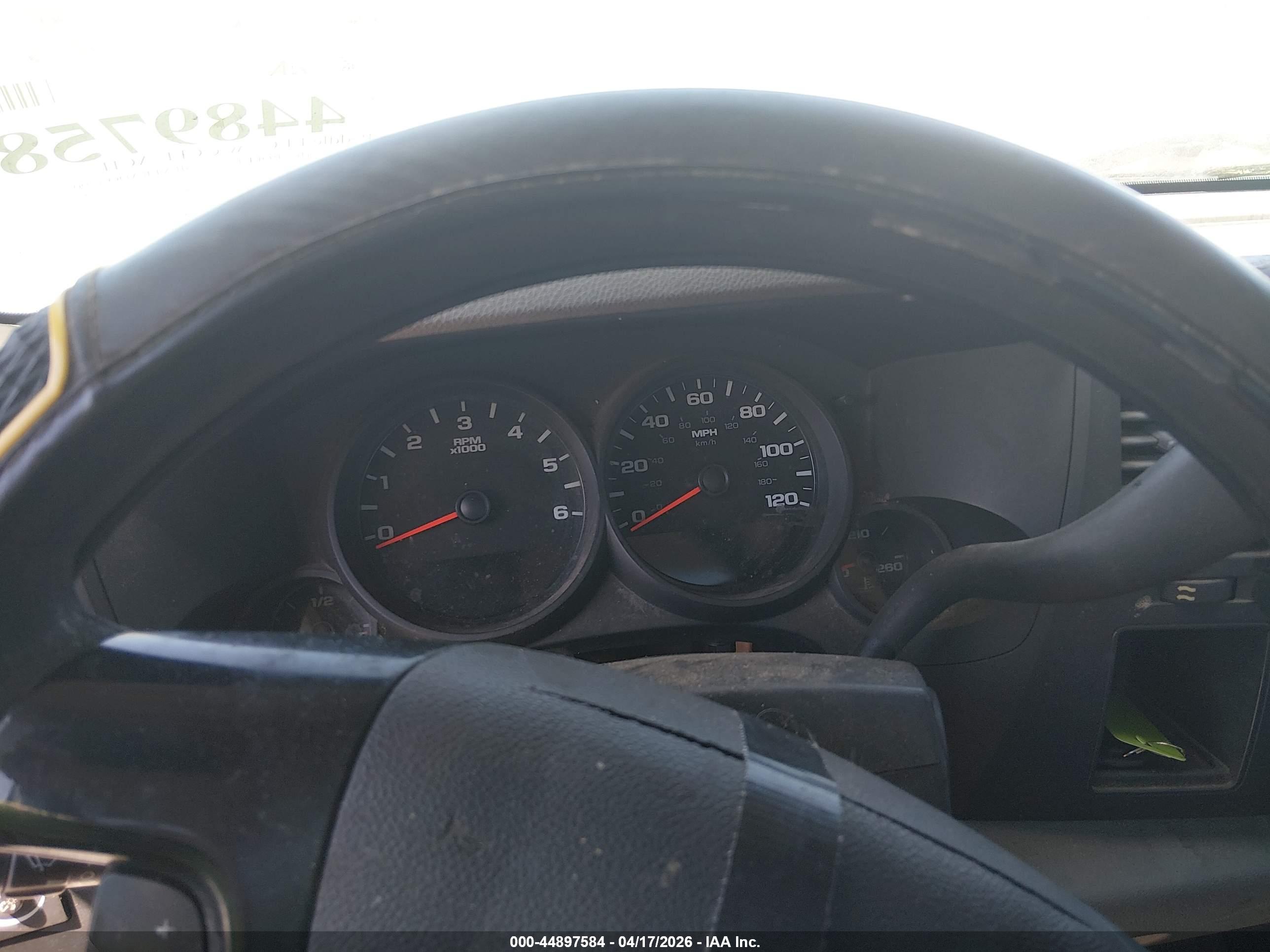 CHEVROLET SILVERADO image 7