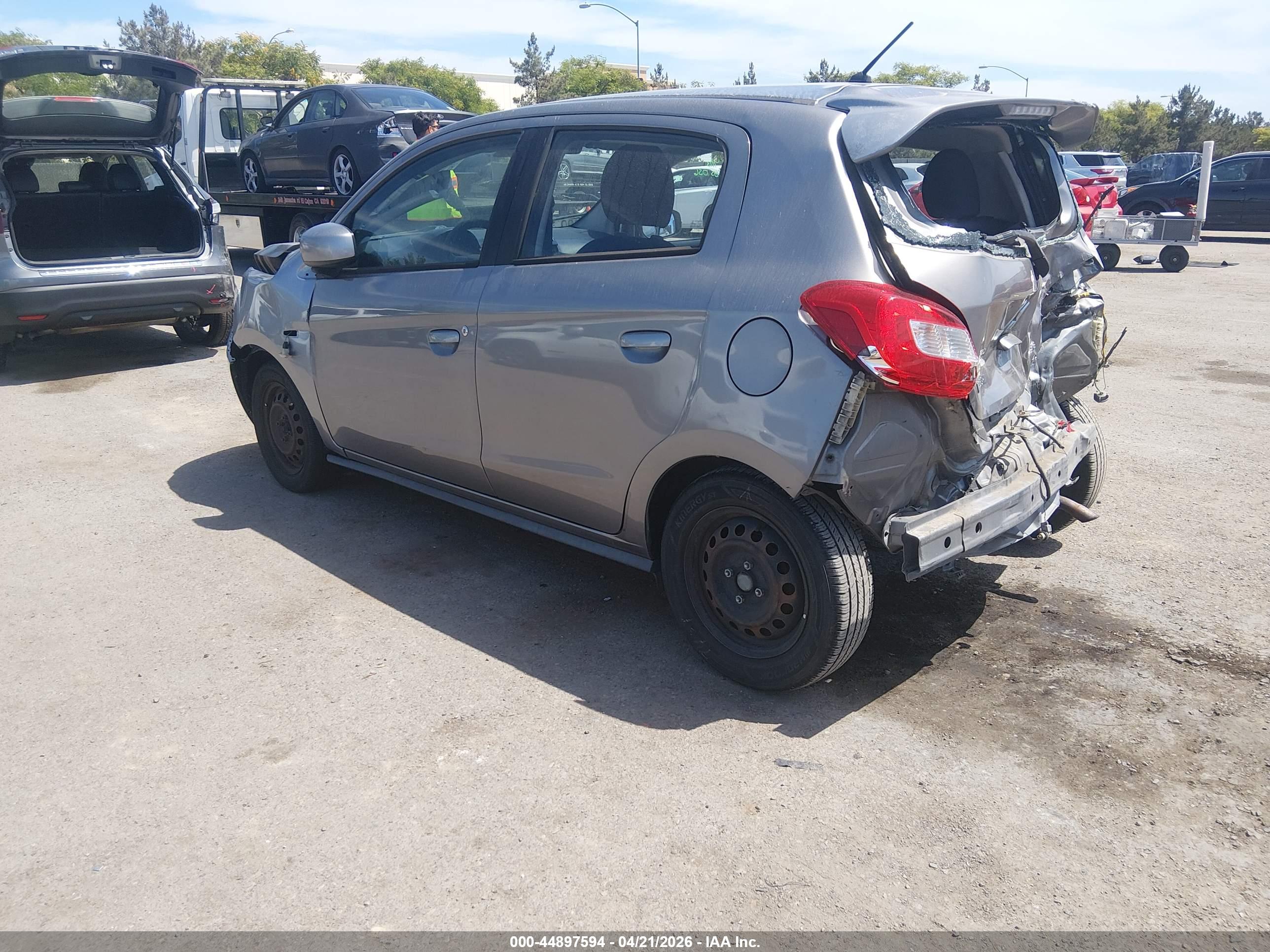 MITSUBISHI MIRAGE image 3