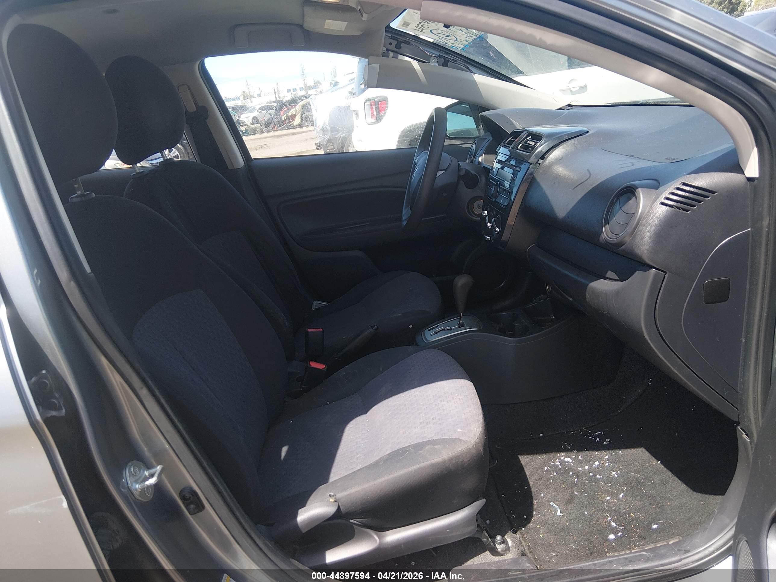 MITSUBISHI MIRAGE image 5