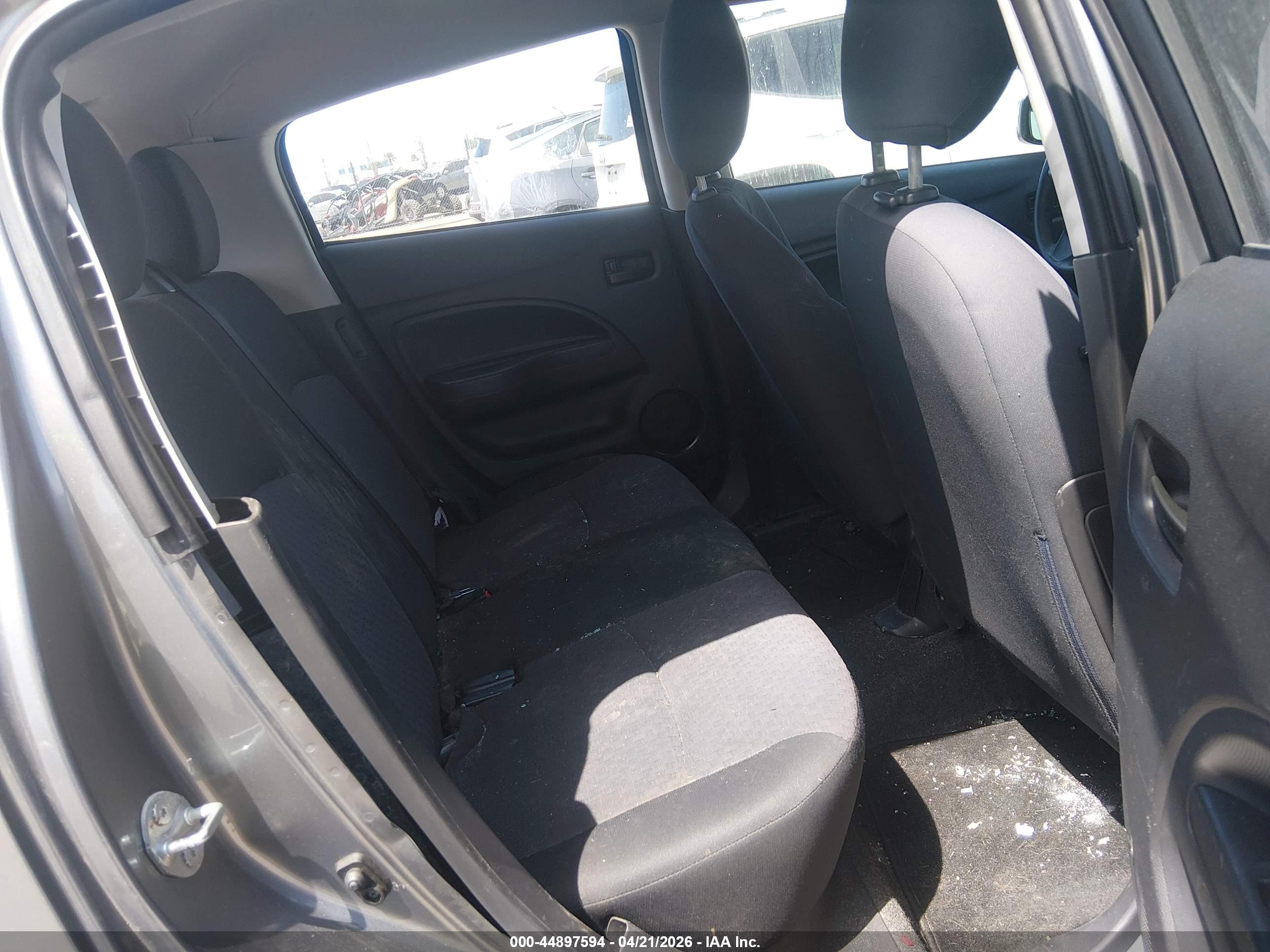 MITSUBISHI MIRAGE image 8