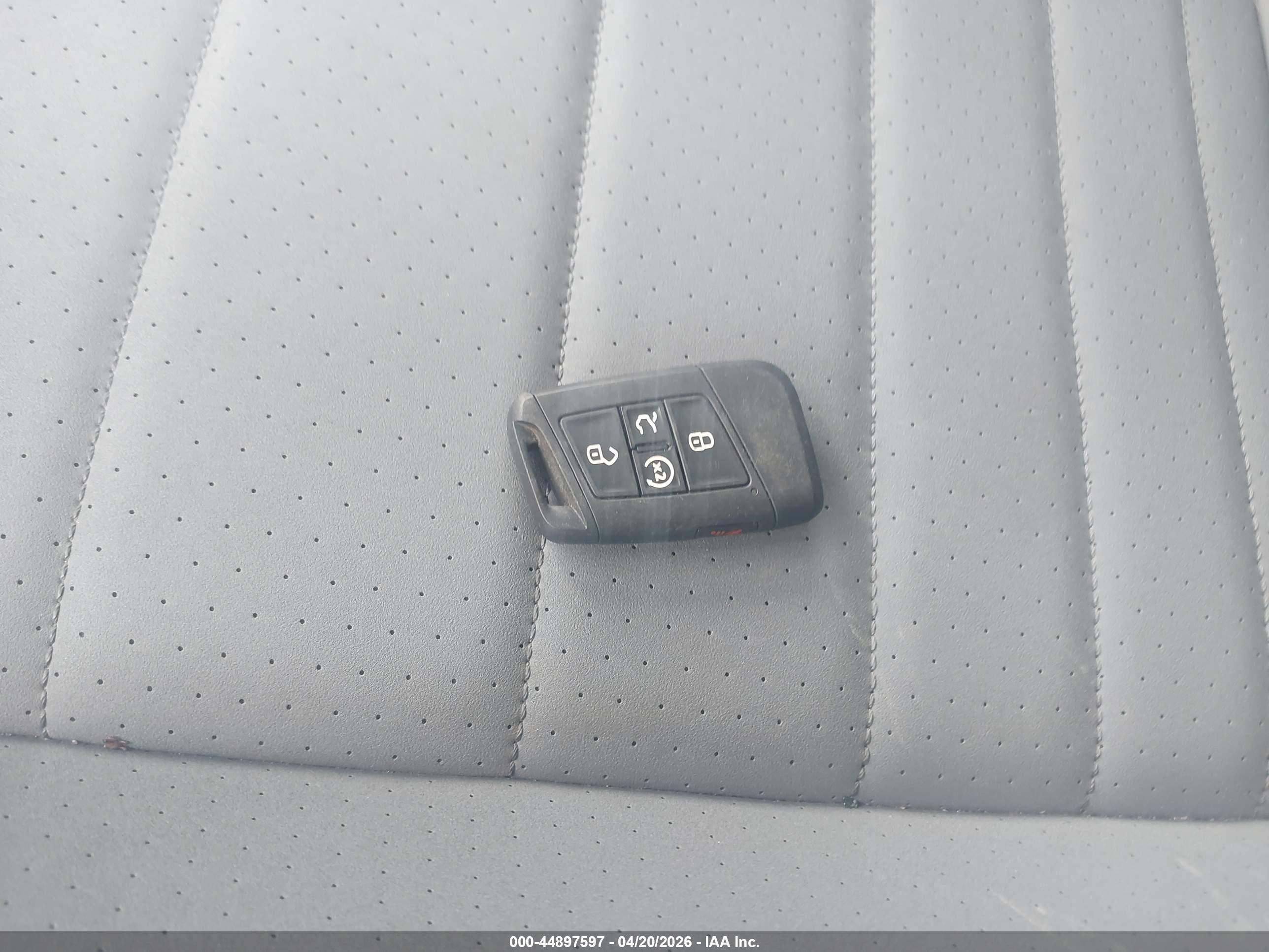 VOLKSWAGEN JETTA image 11