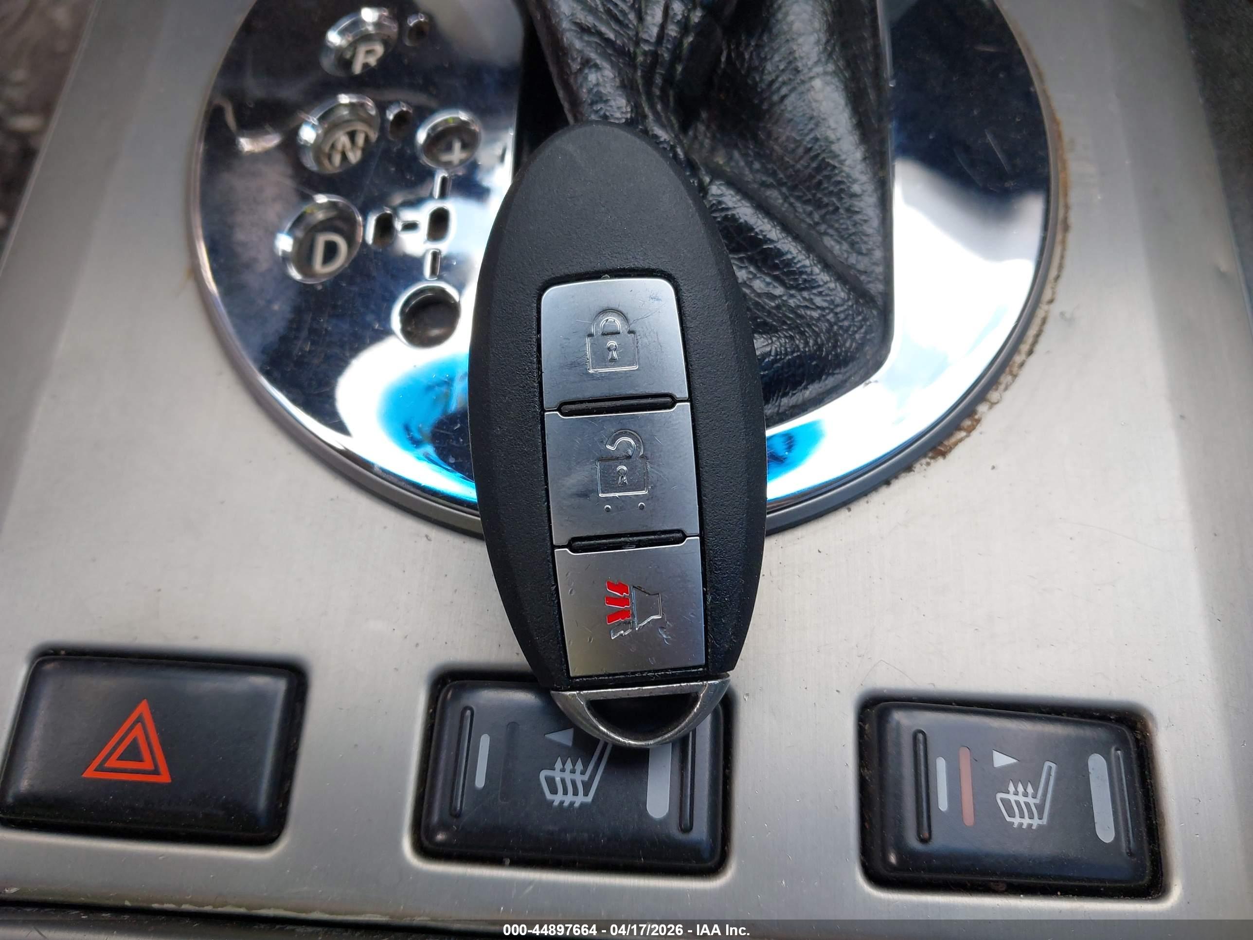 INFINITI FX35 image 11