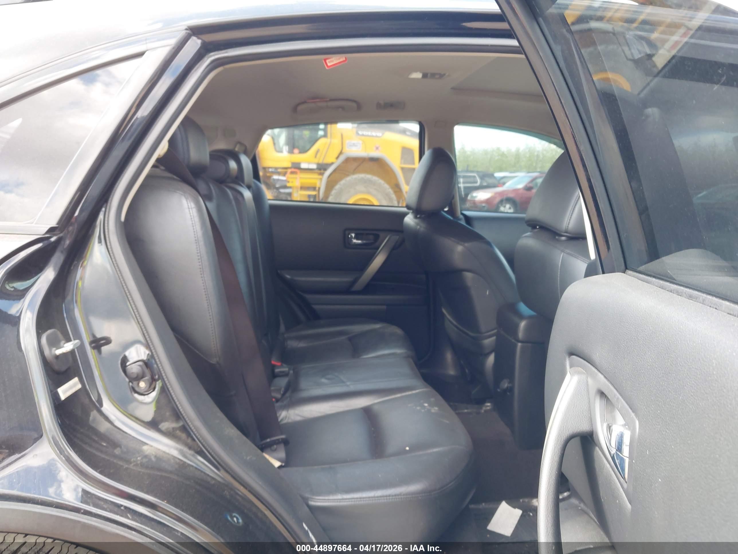 INFINITI FX35 image 8
