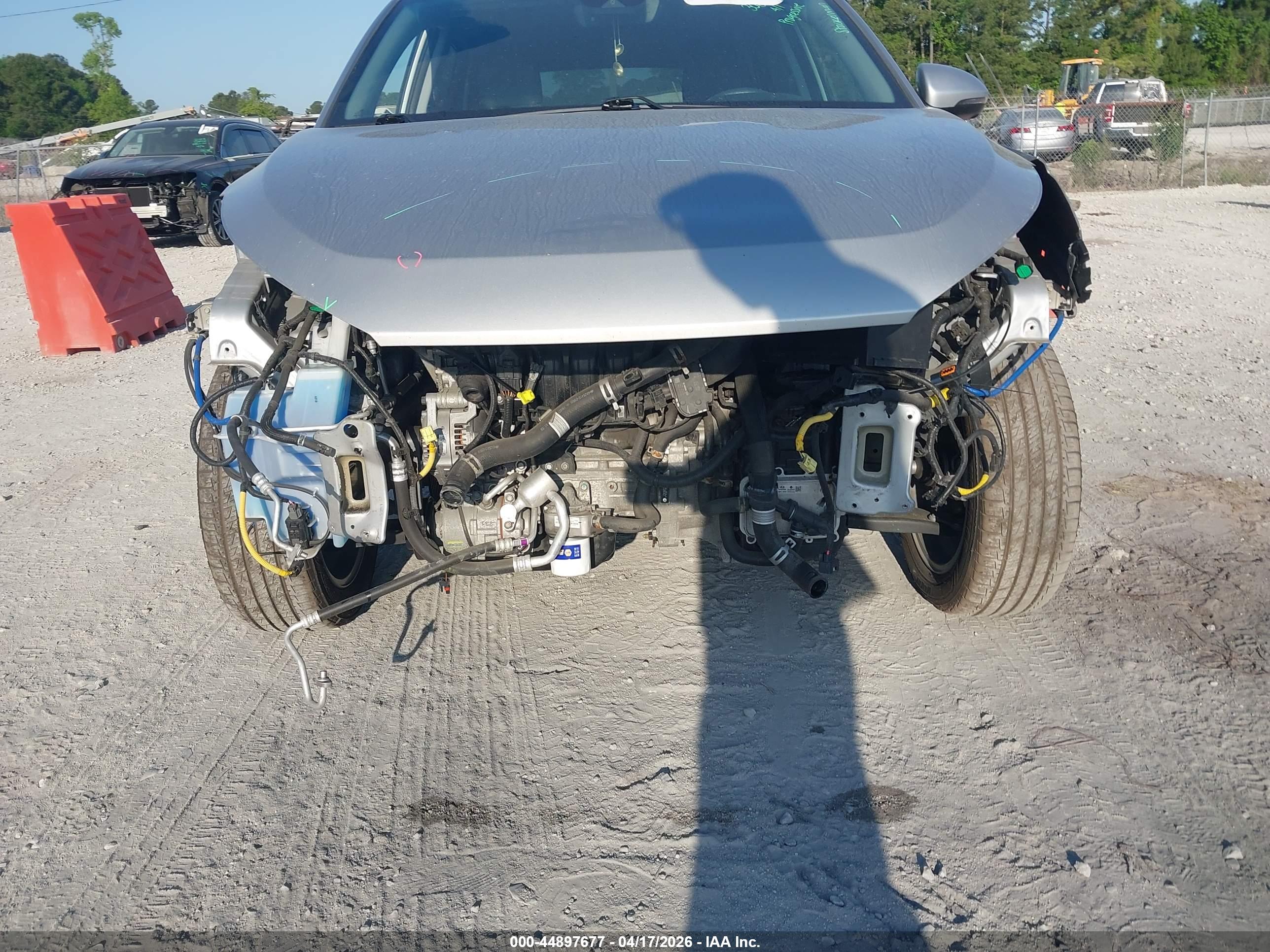 HYUNDAI TUCSON image 6