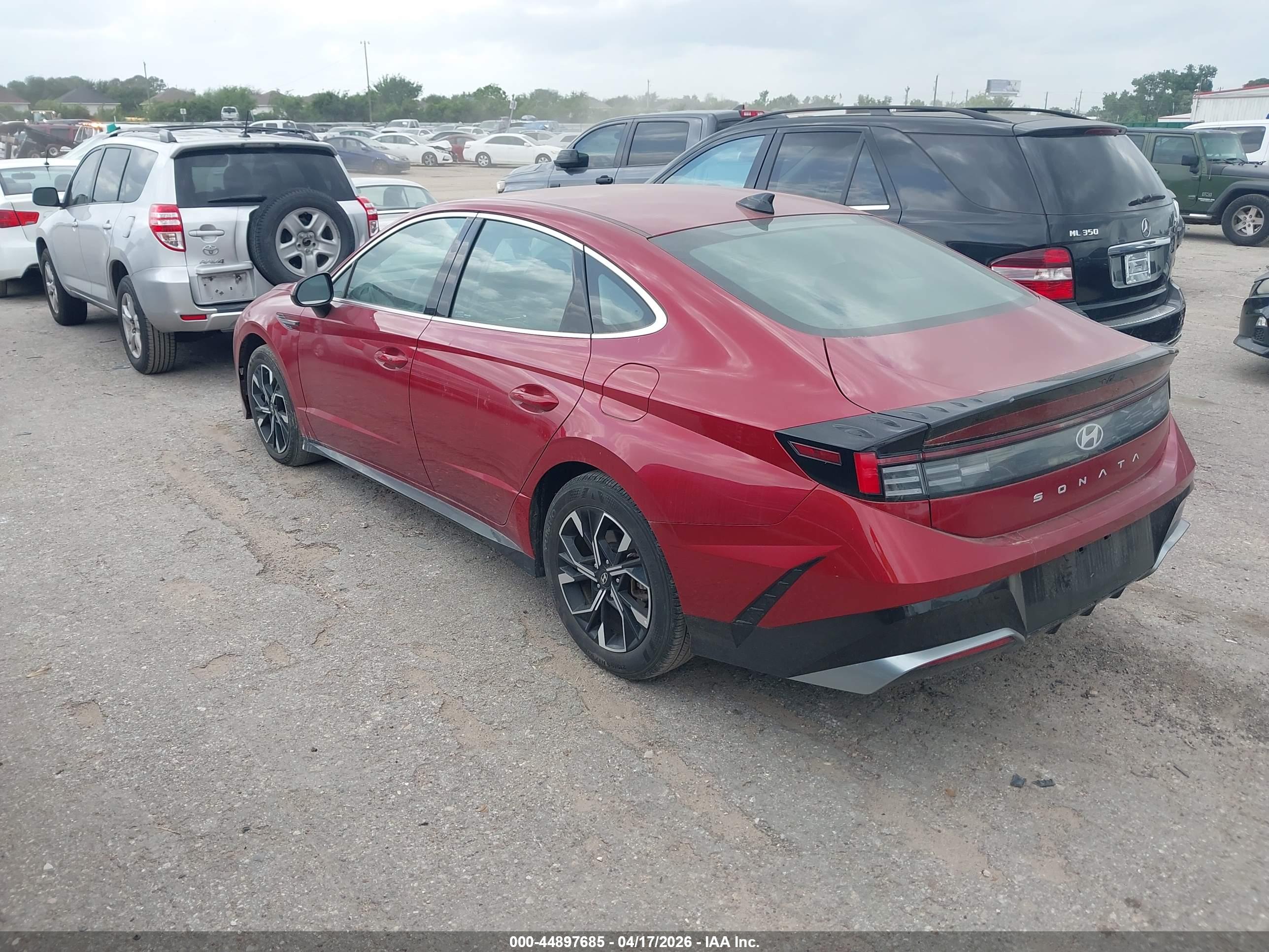 HYUNDAI SONATA image 3
