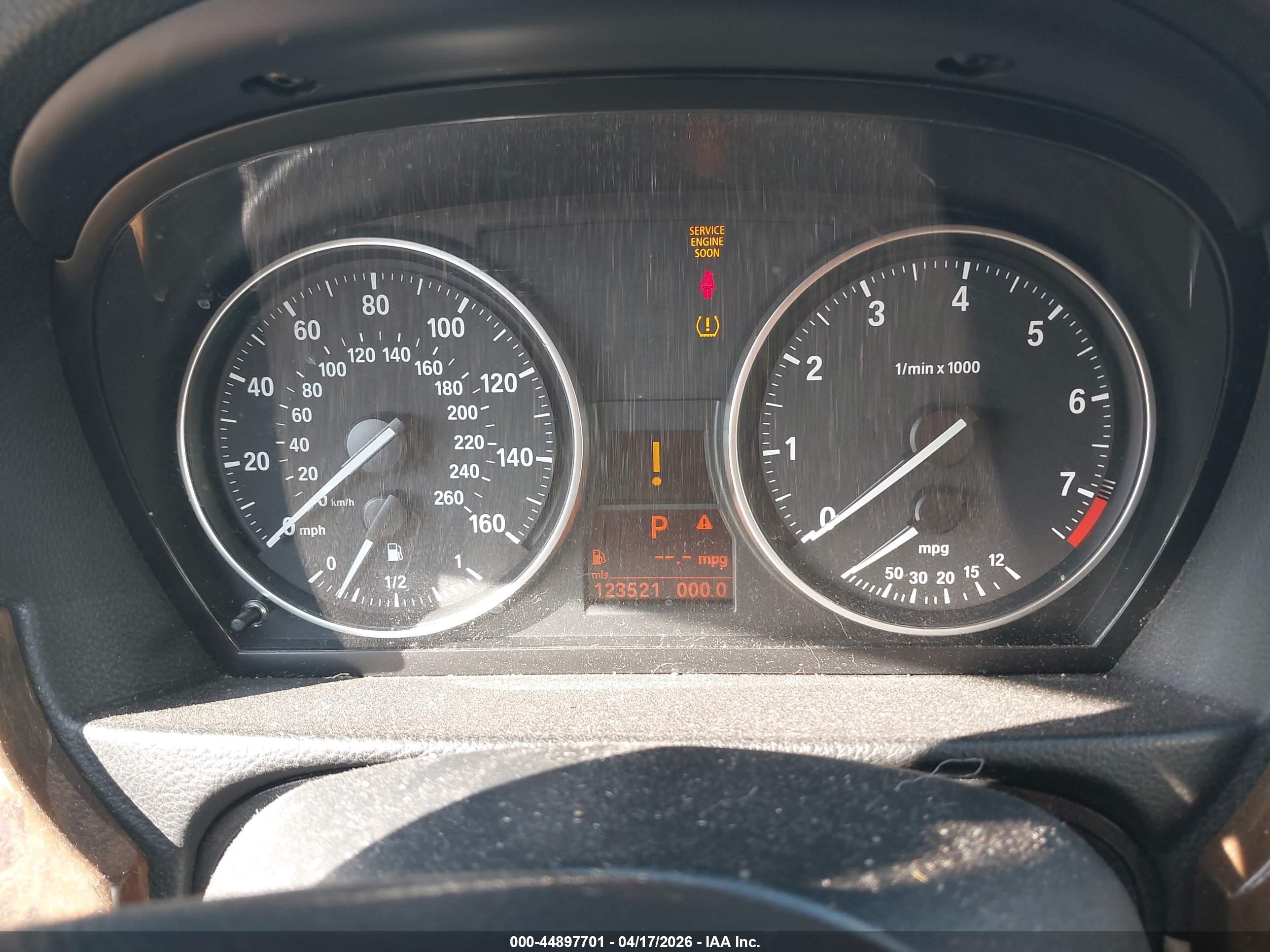 BMW 328I image 7