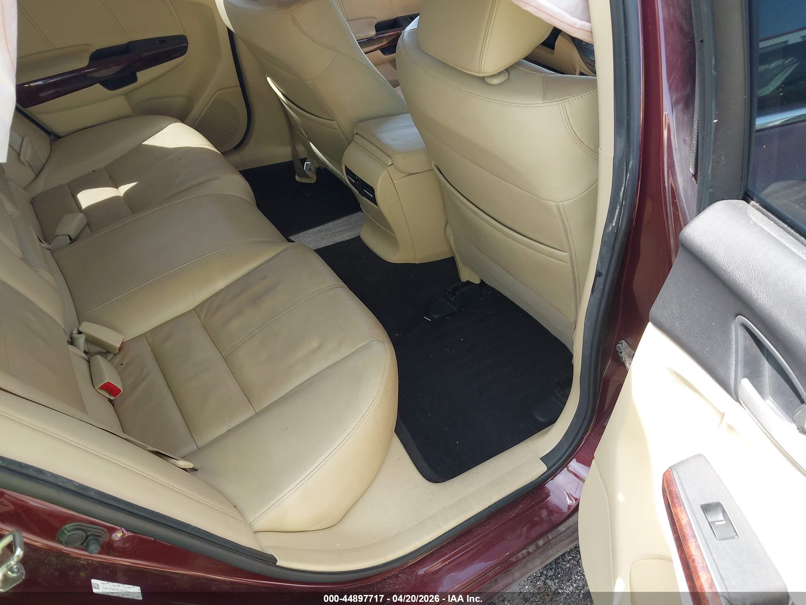 HONDA CROSSTOUR image 8