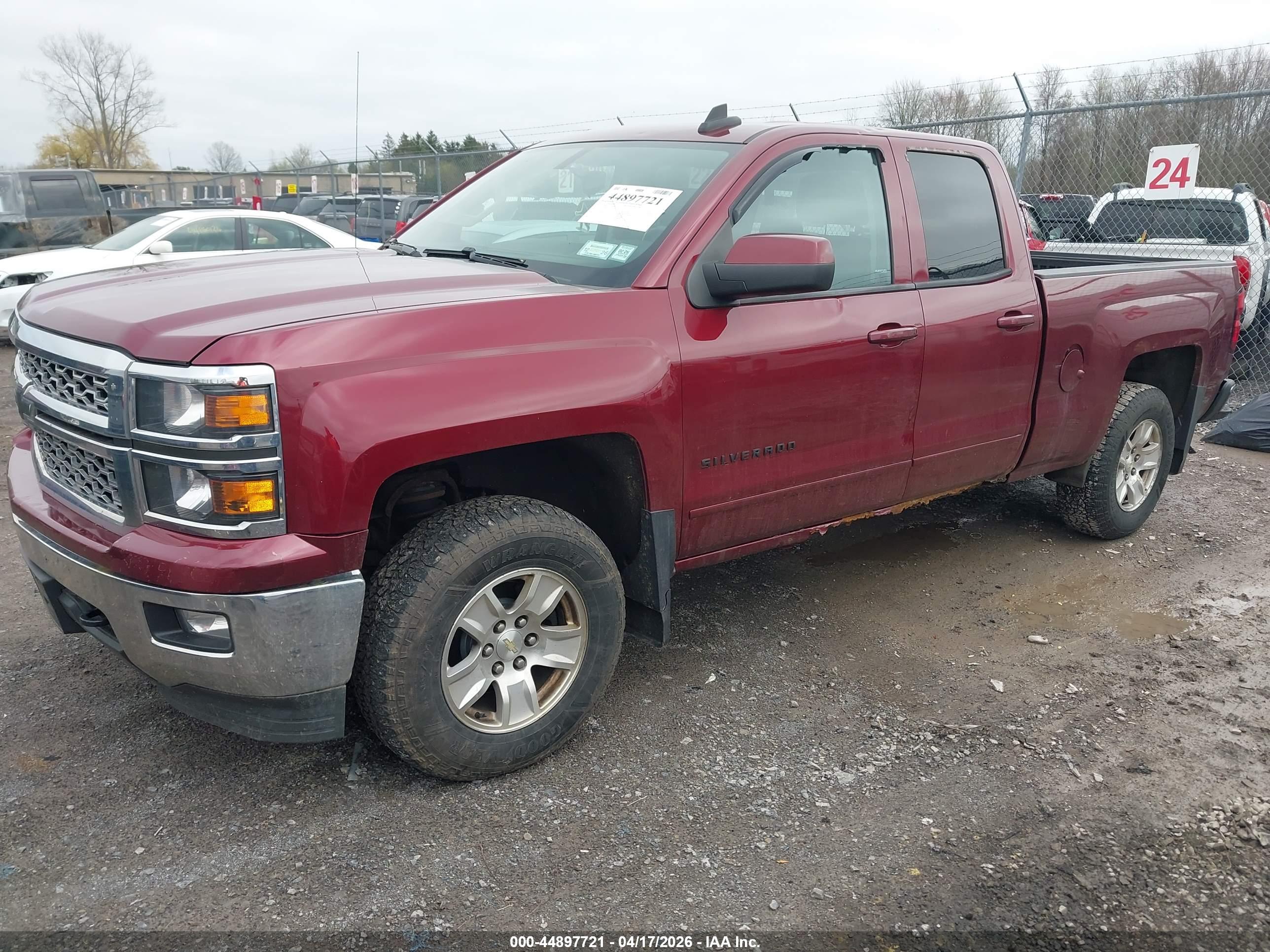 CHEVROLET SILVERADO image 2