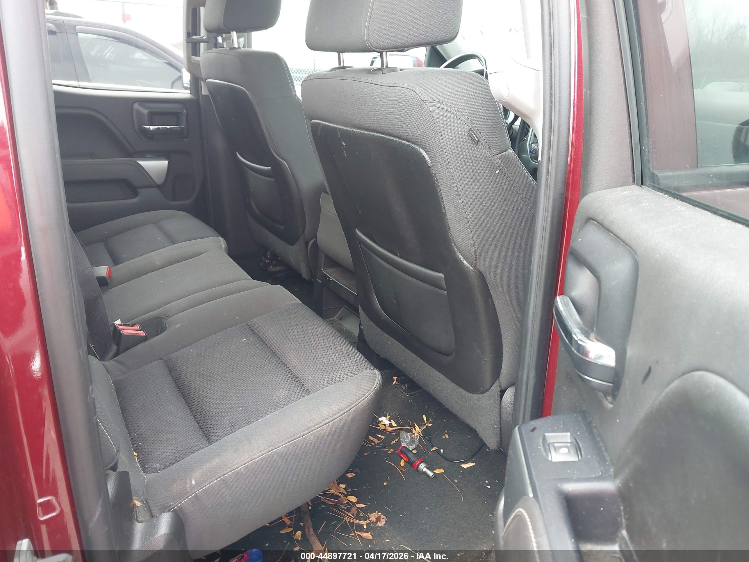 CHEVROLET SILVERADO image 8