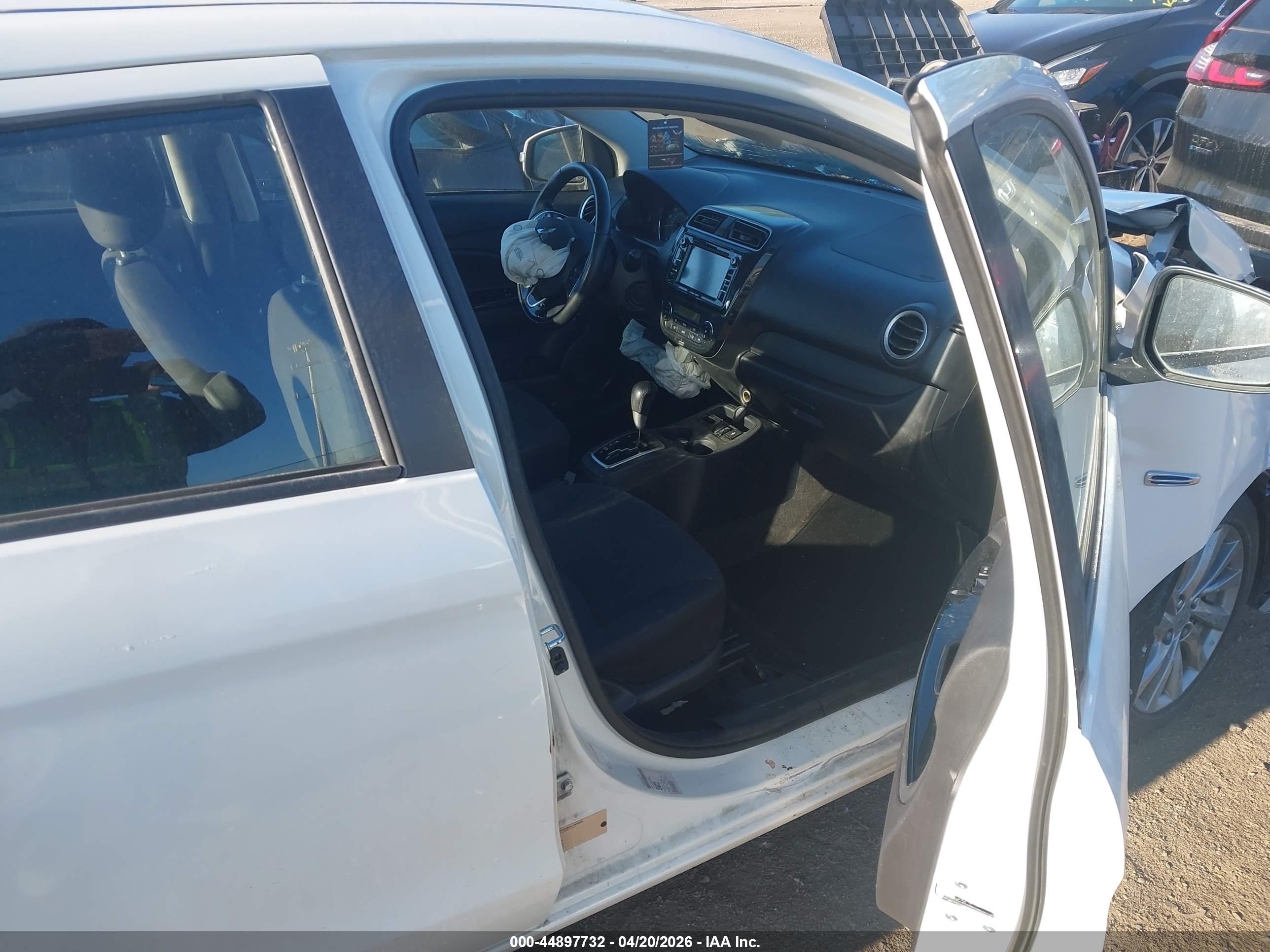 MITSUBISHI MIRAGE image 5