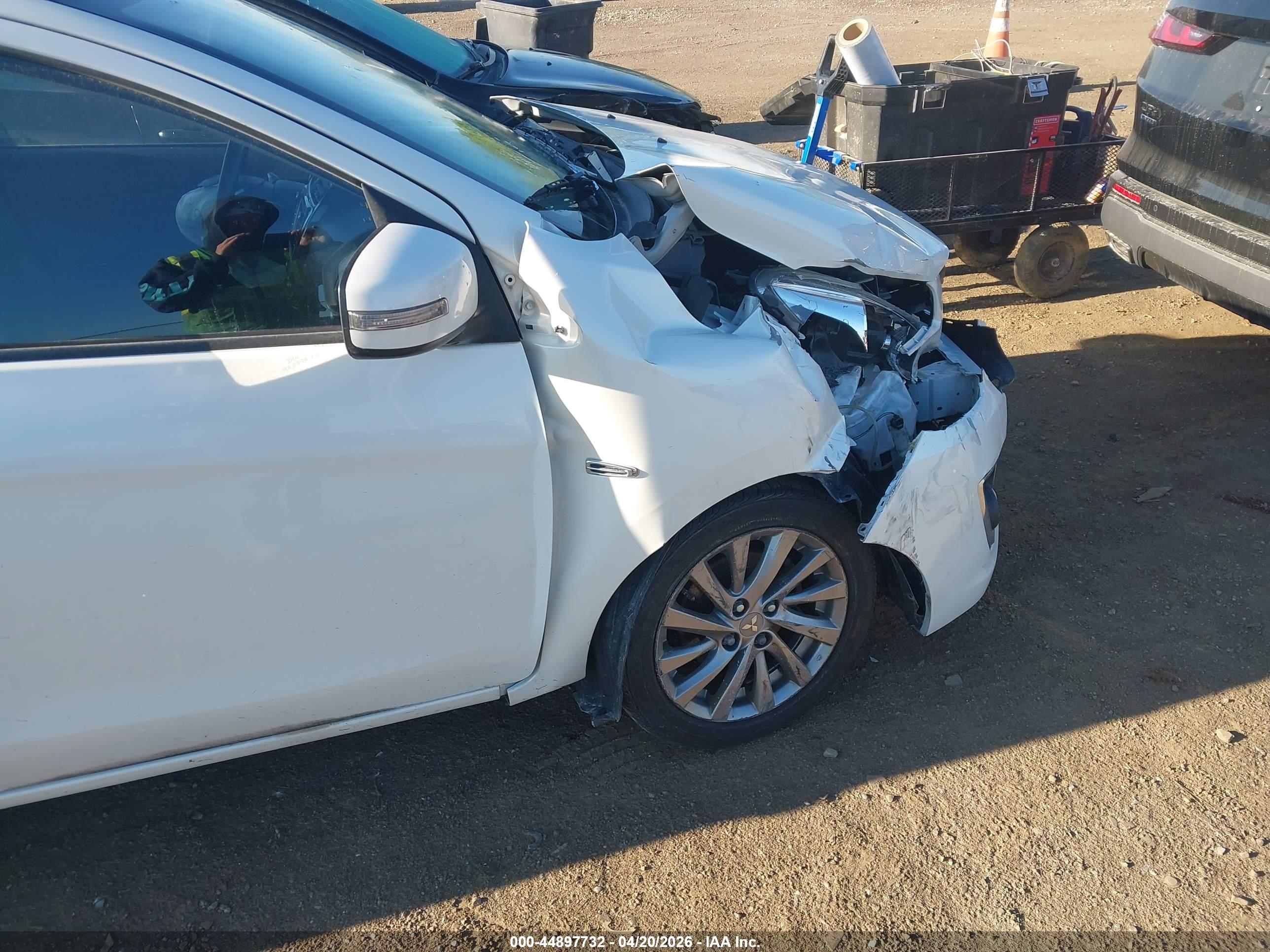 MITSUBISHI MIRAGE image 6