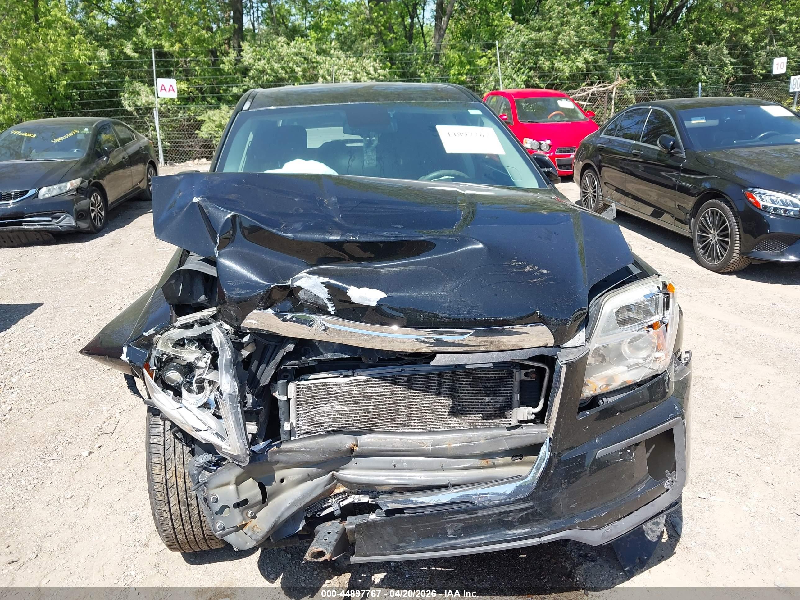 GMC TERRAIN image 6