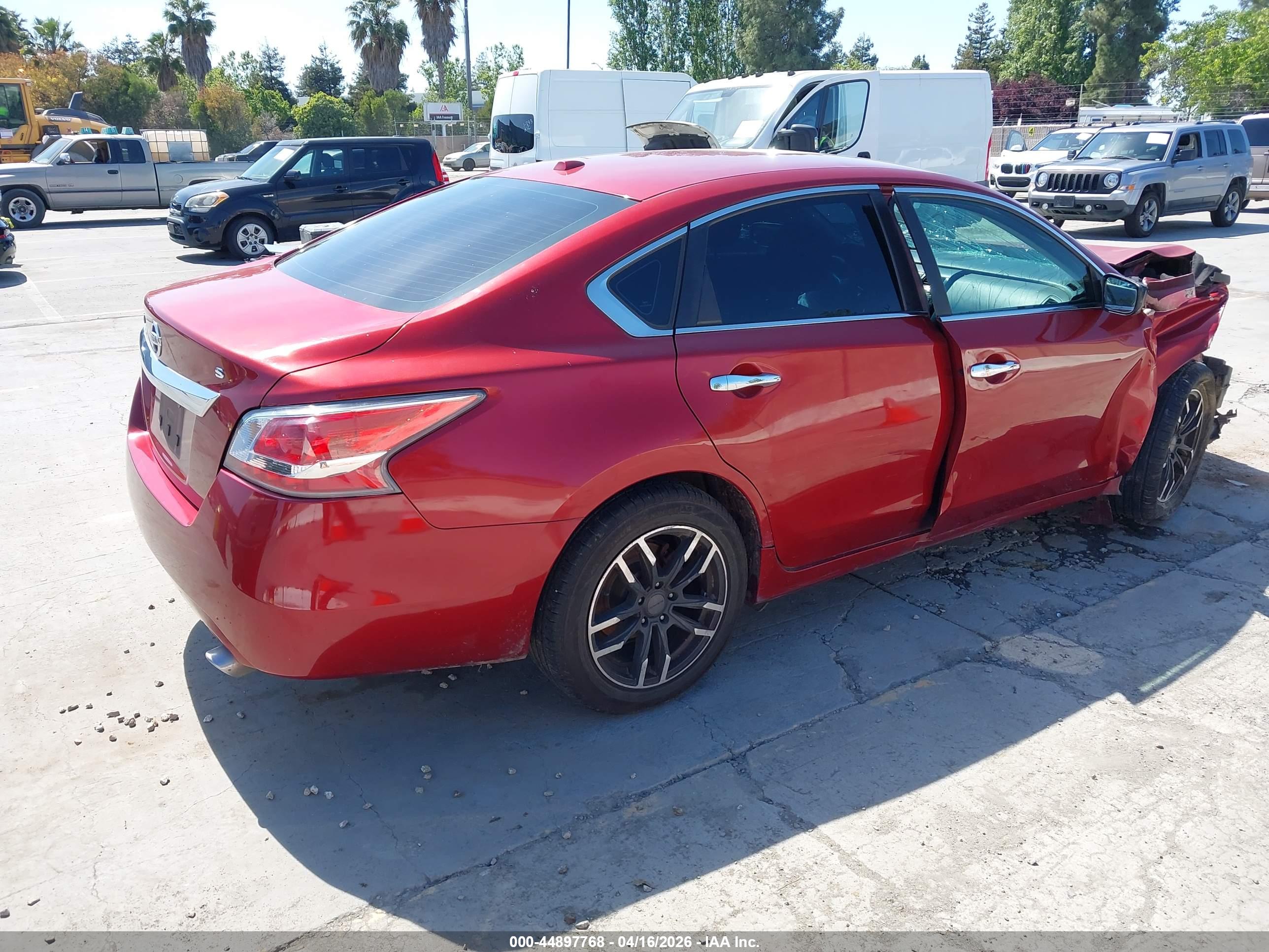 NISSAN ALTIMA image 4