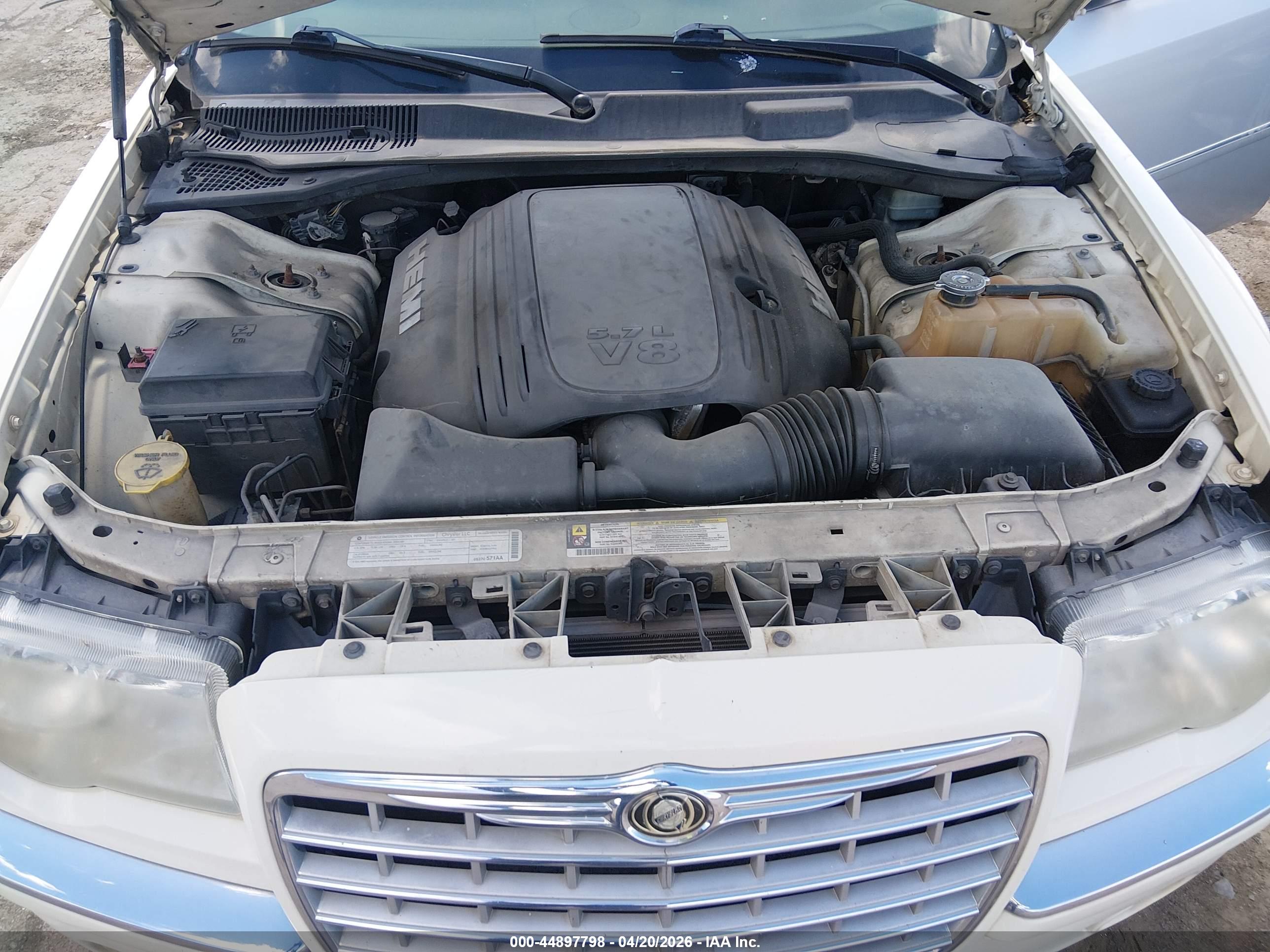 CHRYSLER 300C image 10