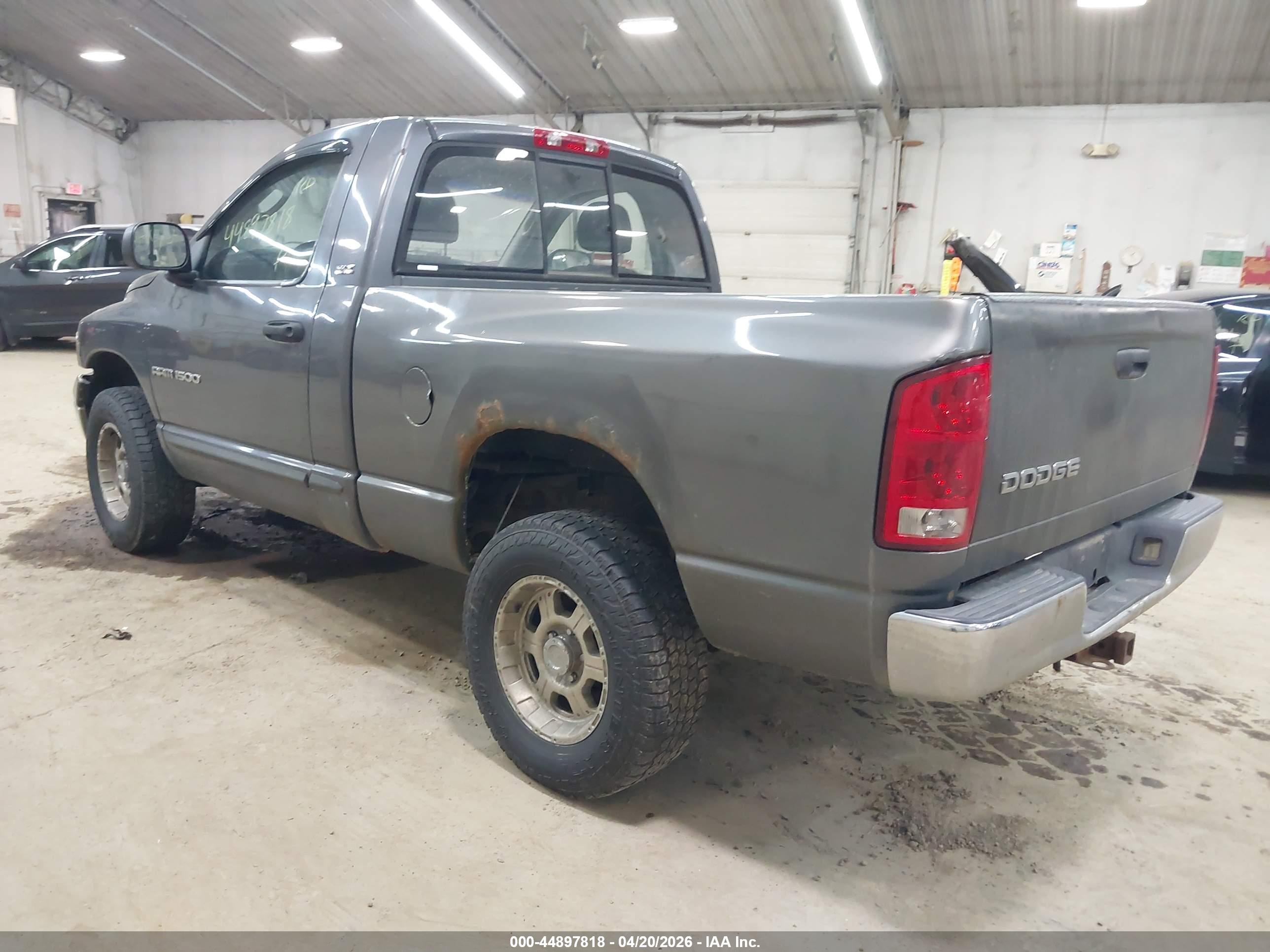 DODGE RAM image 3