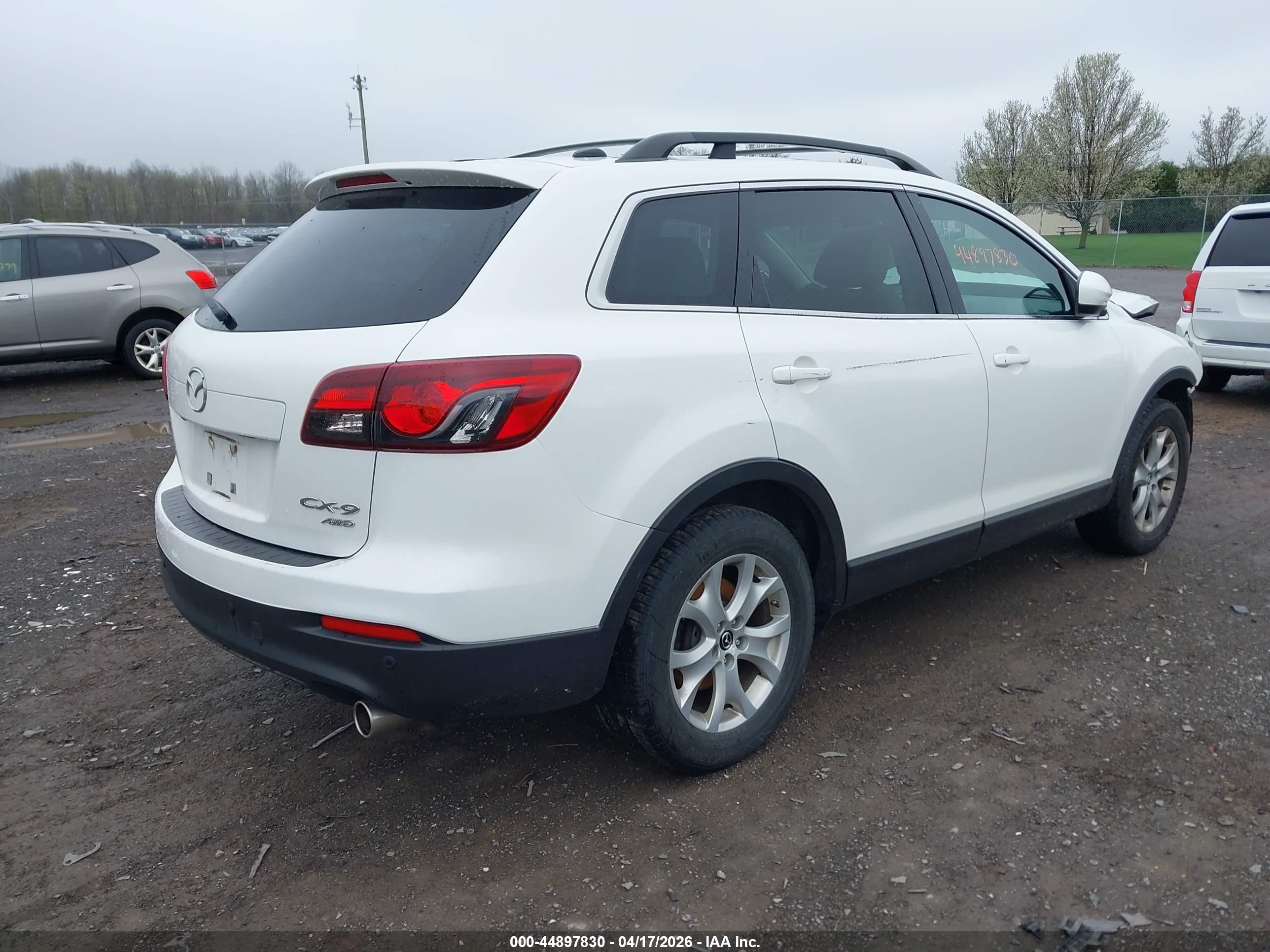 MAZDA CX-9 image 4