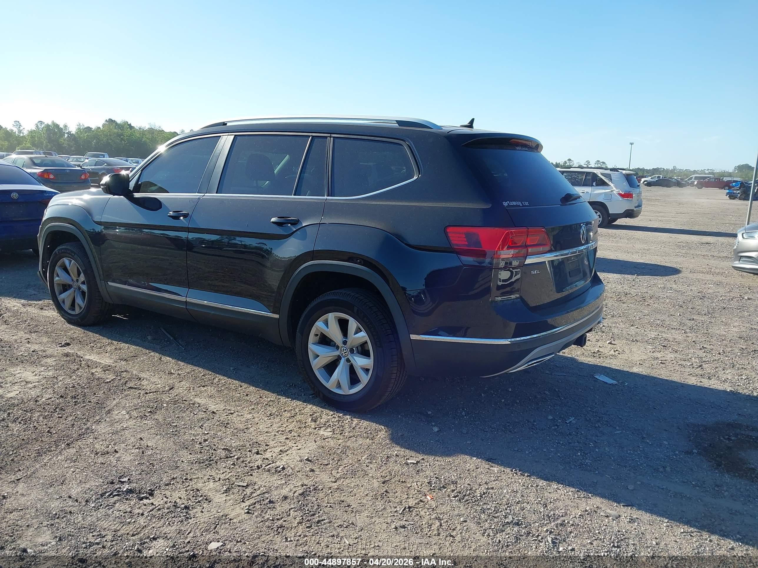VOLKSWAGEN ATLAS image 3