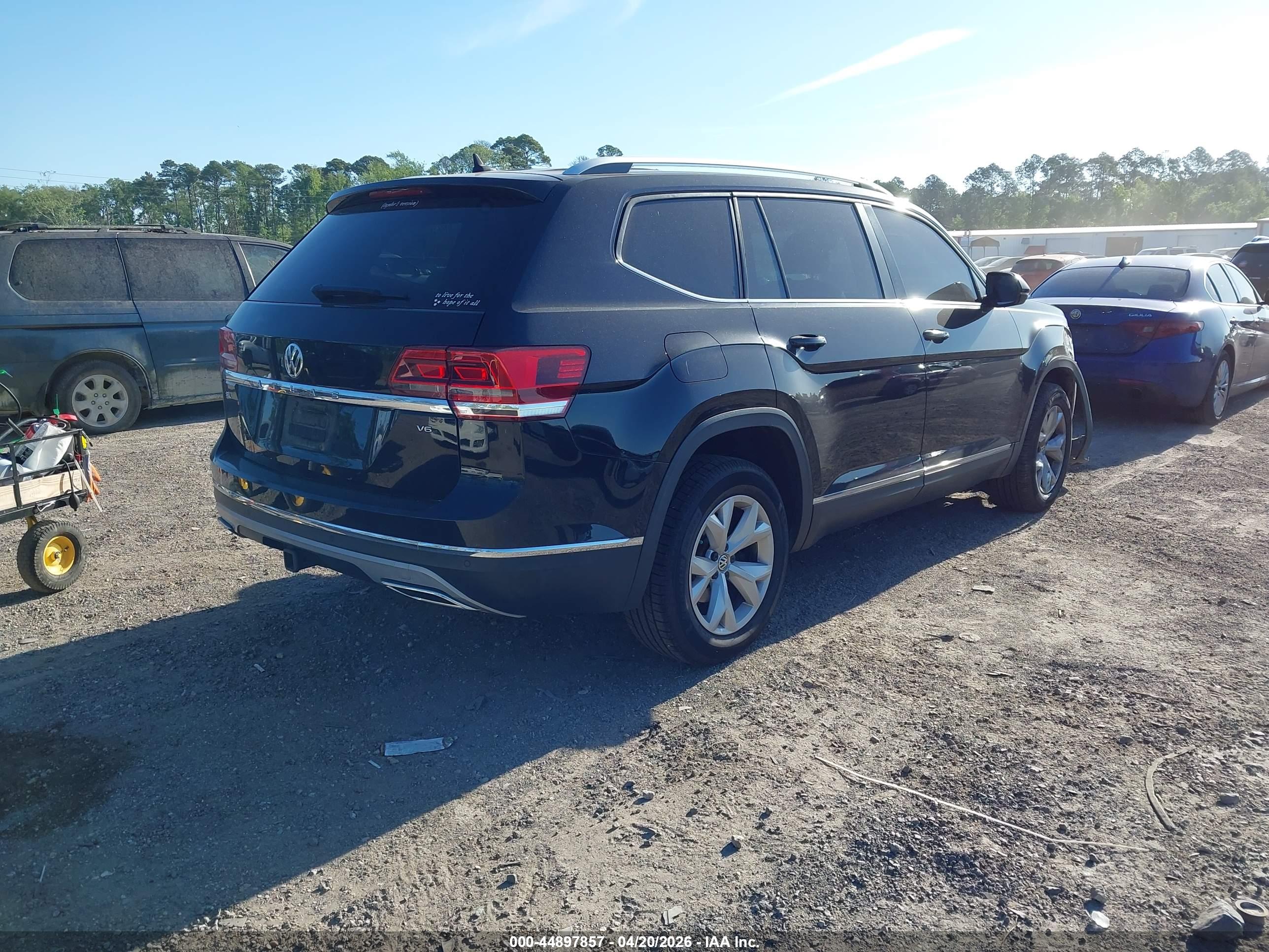 VOLKSWAGEN ATLAS image 4
