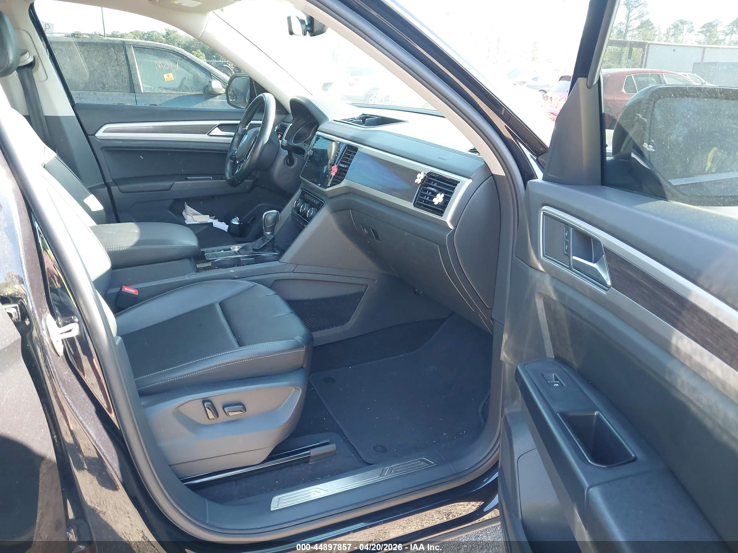 VOLKSWAGEN ATLAS image 5