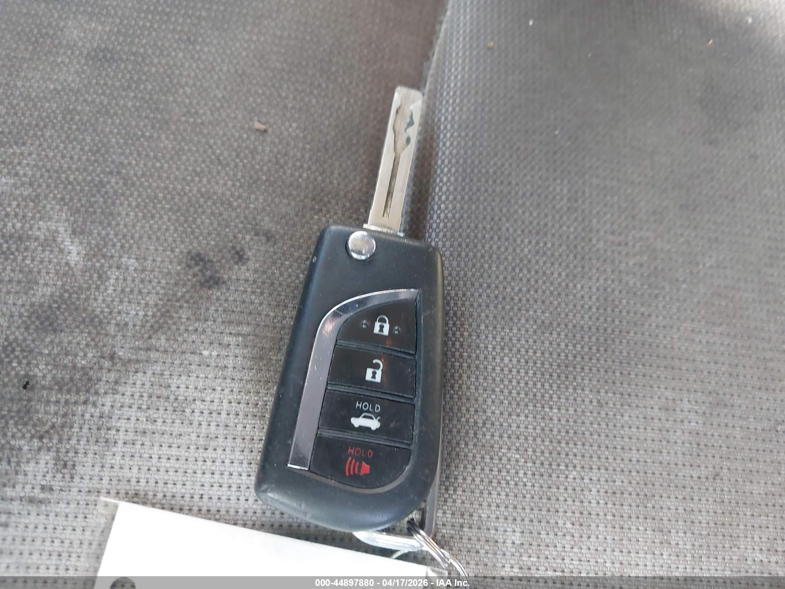 TOYOTA COROLLA image 11