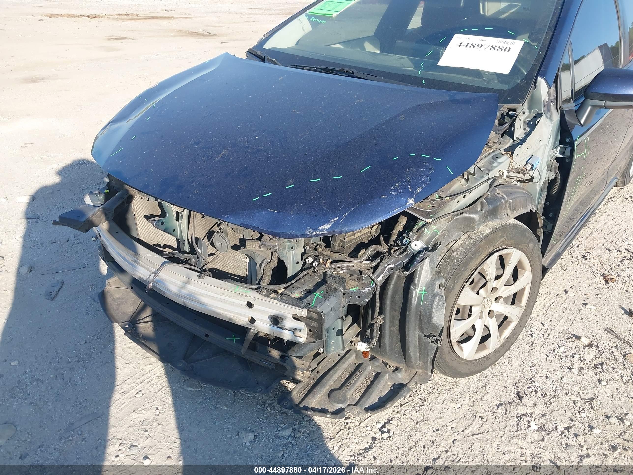 TOYOTA COROLLA image 6