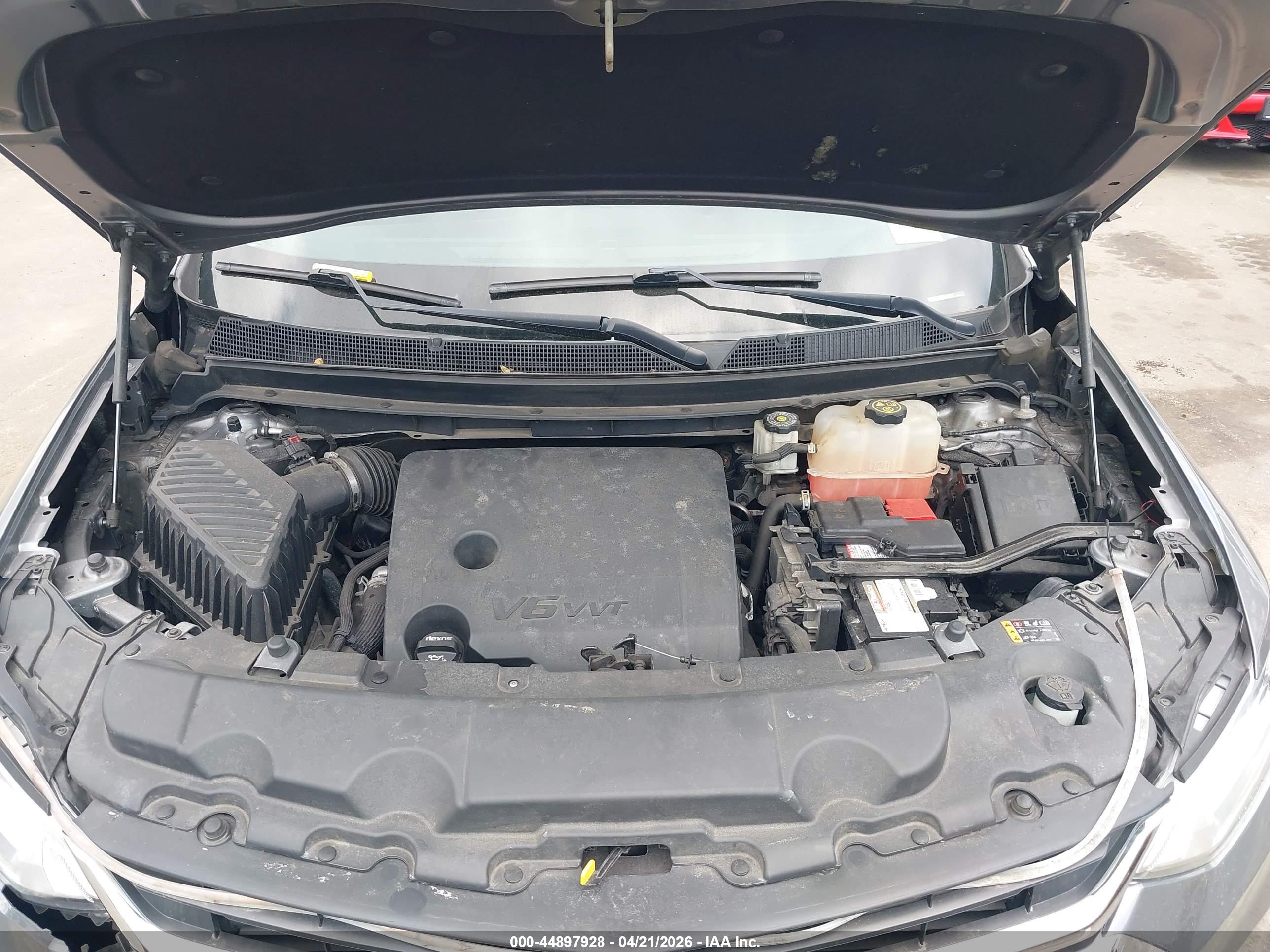 CHEVROLET TRAVERSE image 10