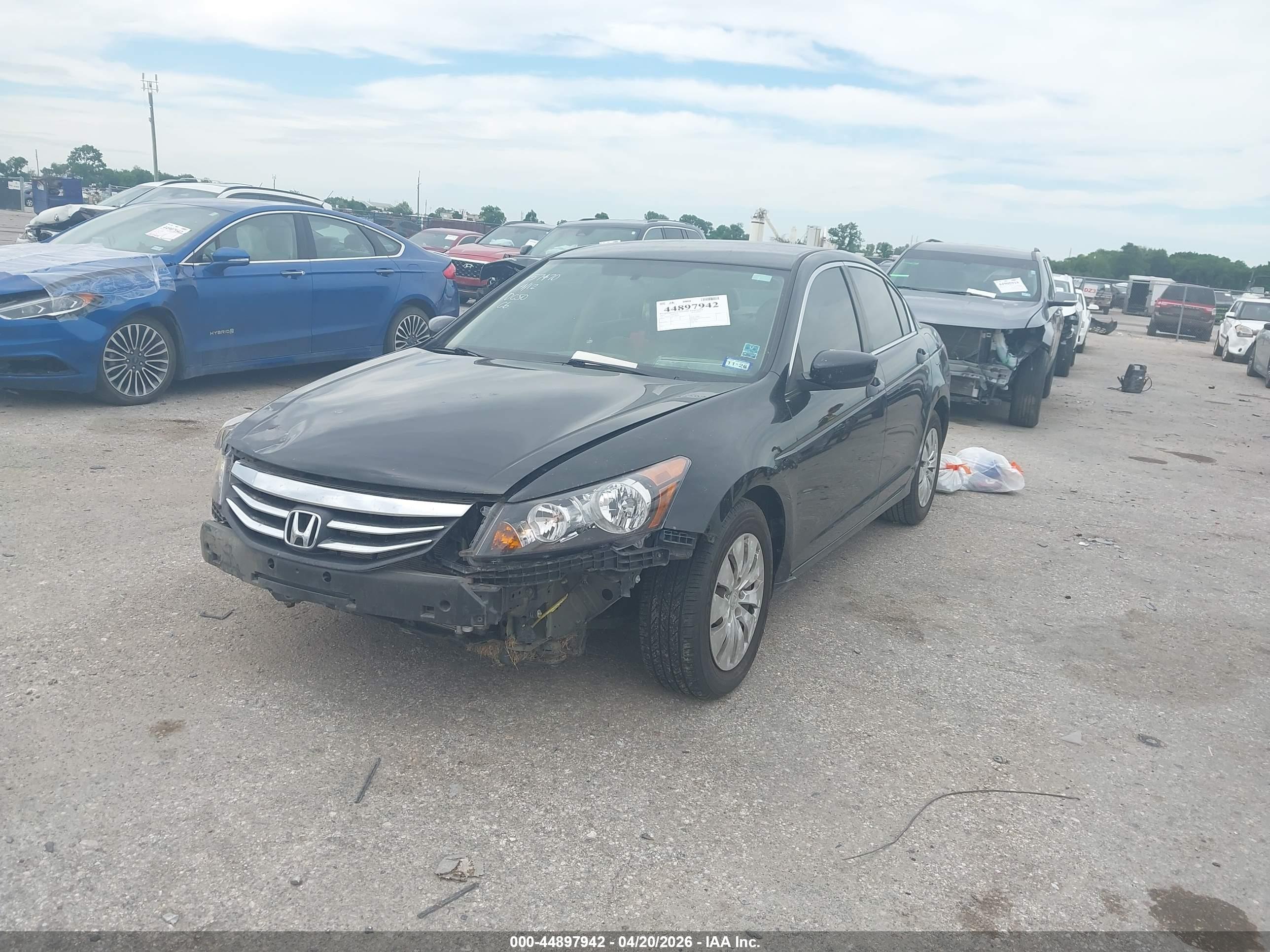 HONDA ACCORD image 2