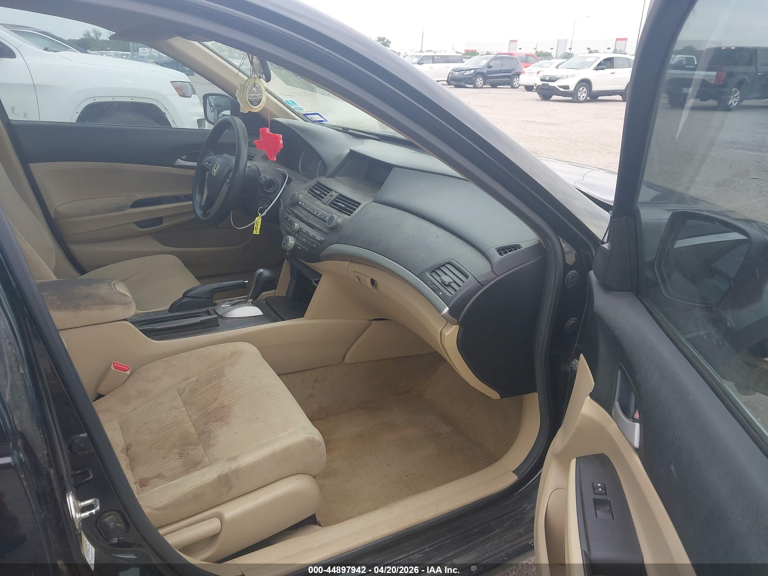 HONDA ACCORD image 5