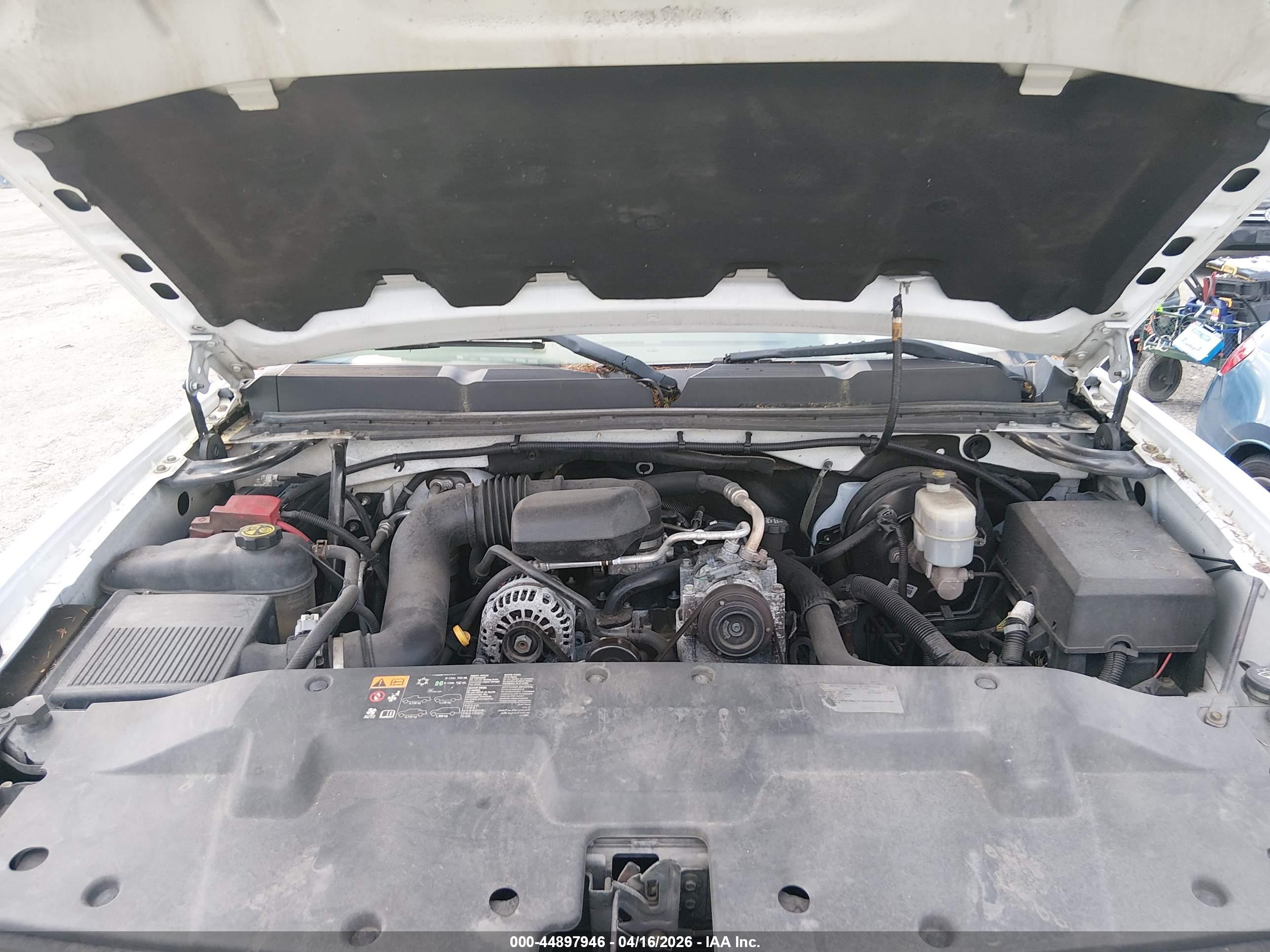 CHEVROLET SILVERADO image 10