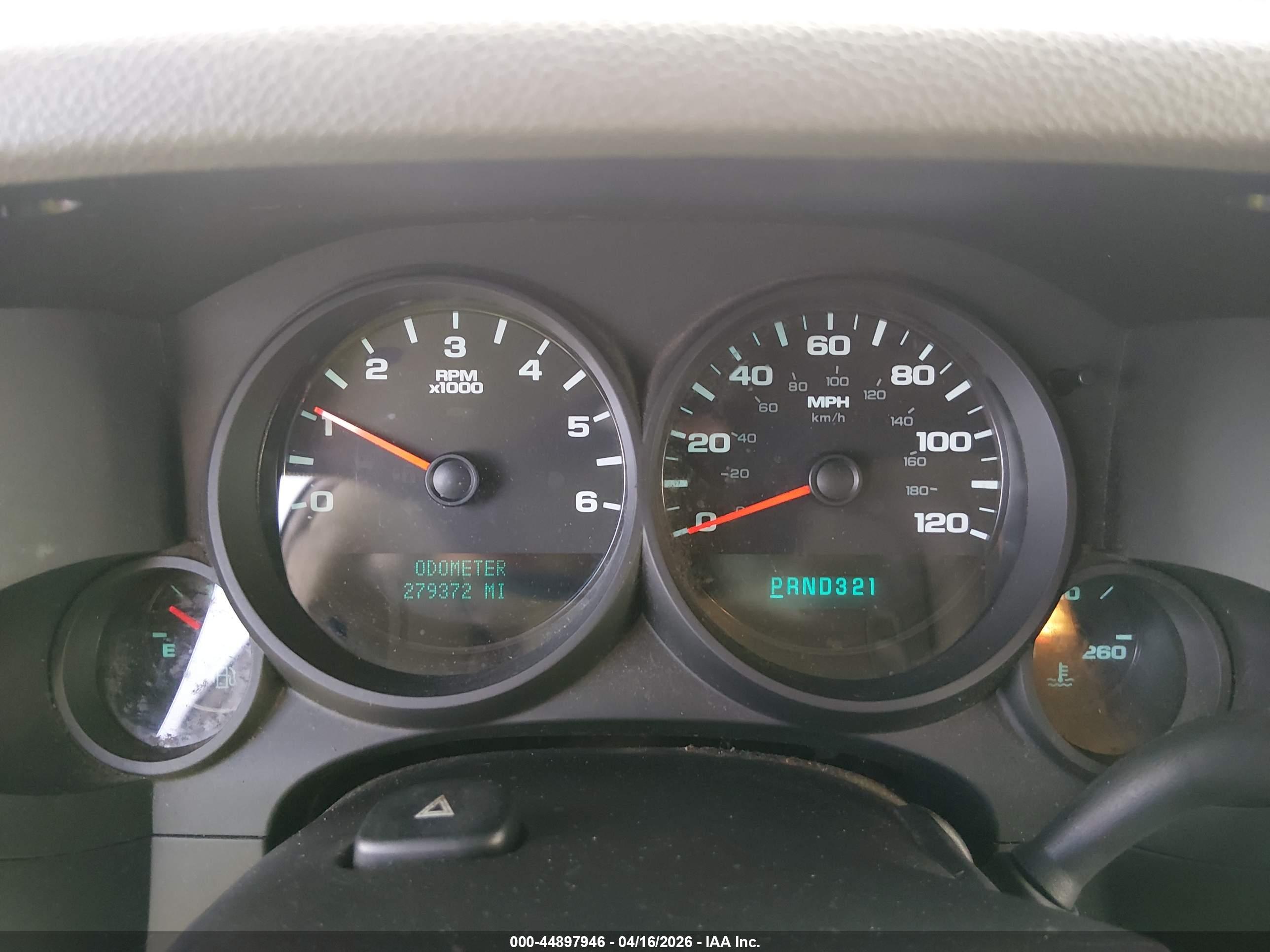 CHEVROLET SILVERADO image 7