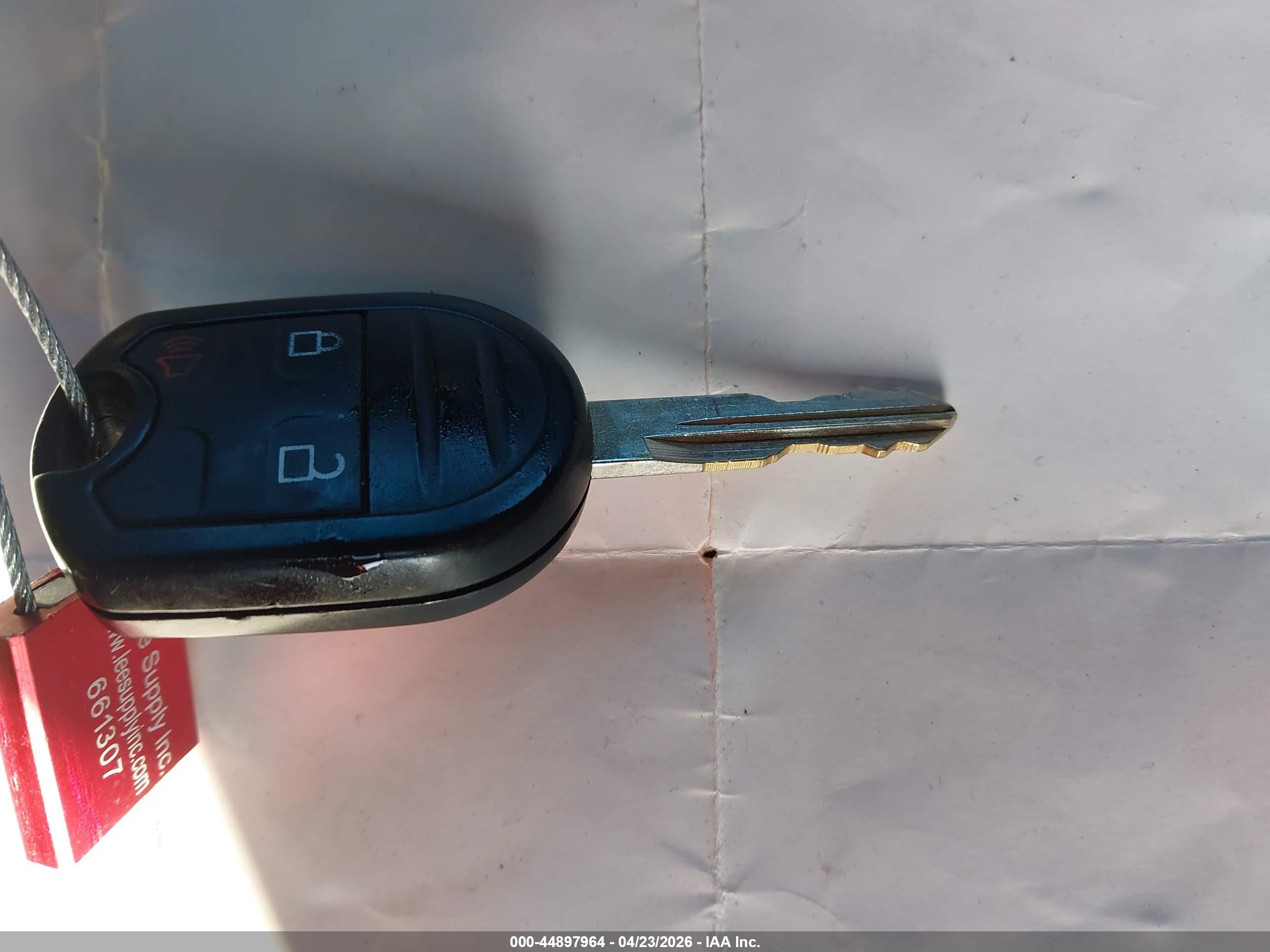 FORD EXPLORER image 11