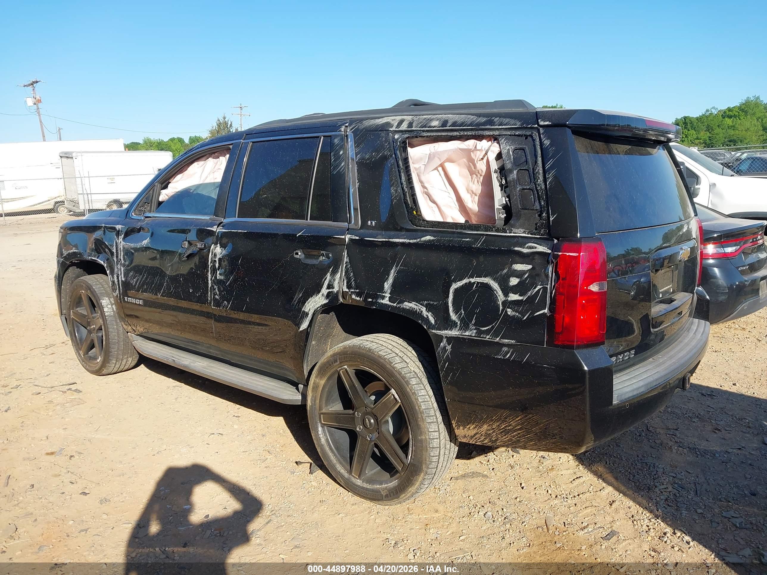 CHEVROLET TAHOE image 3