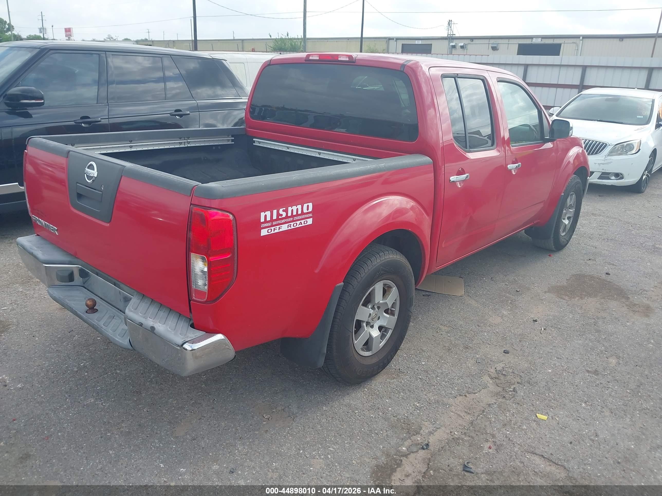 NISSAN FRONTIER image 4
