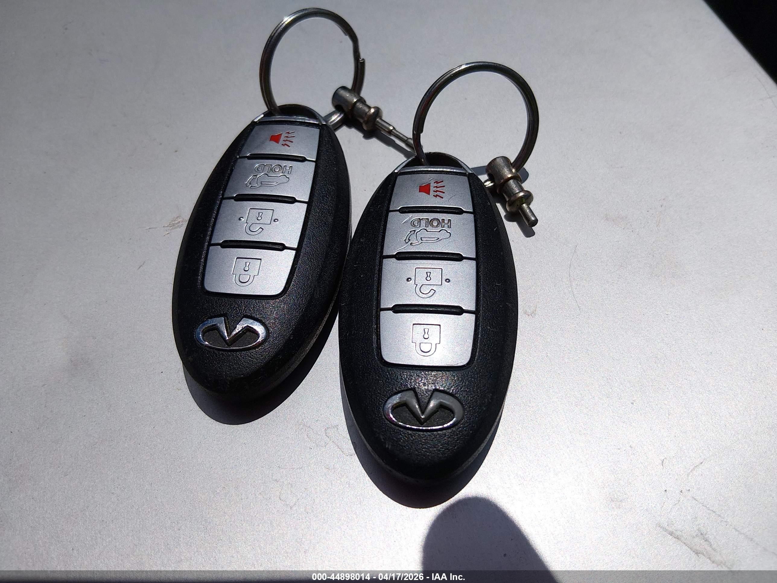 INFINITI JX35 image 11