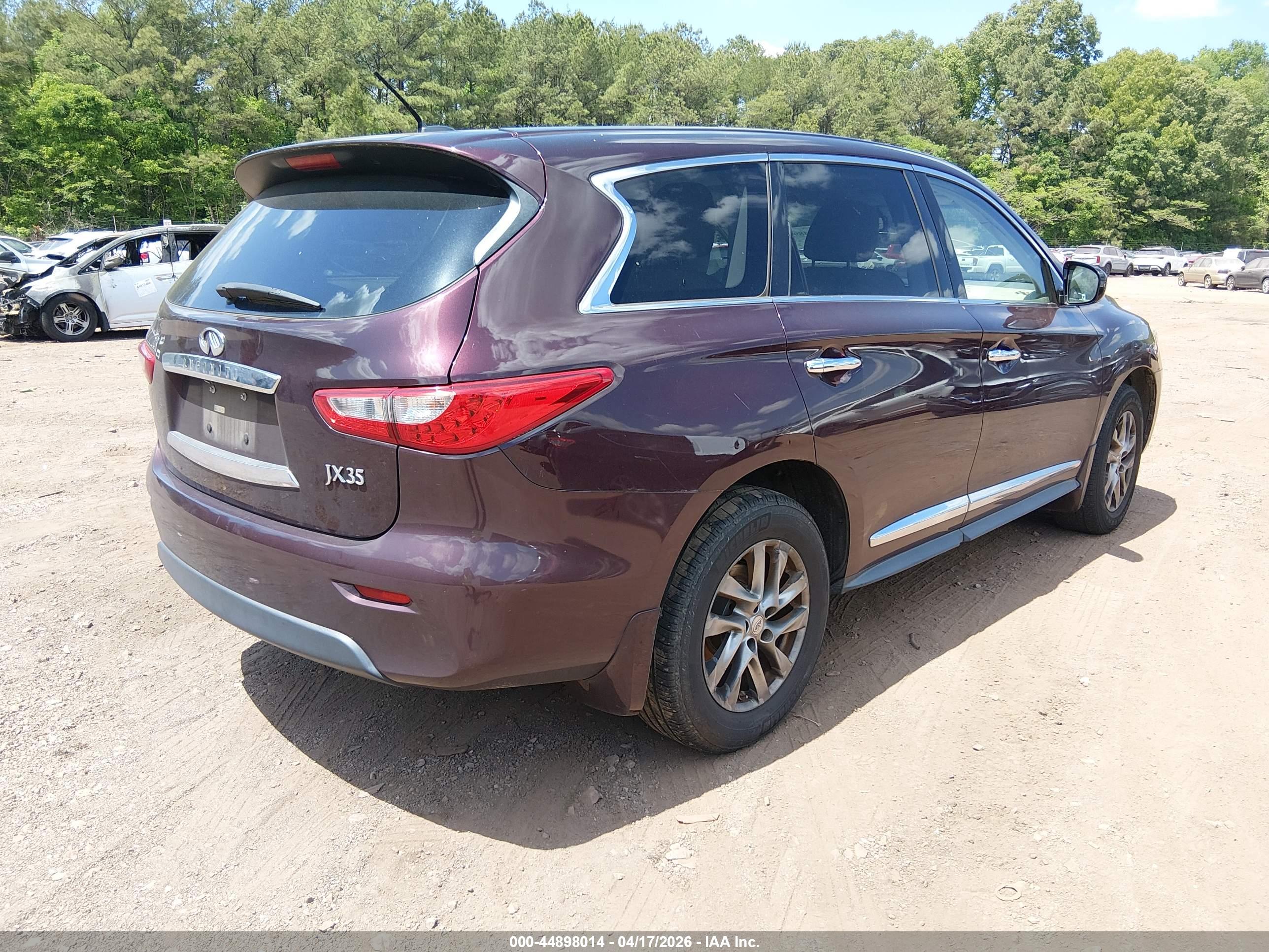 INFINITI JX35 image 4