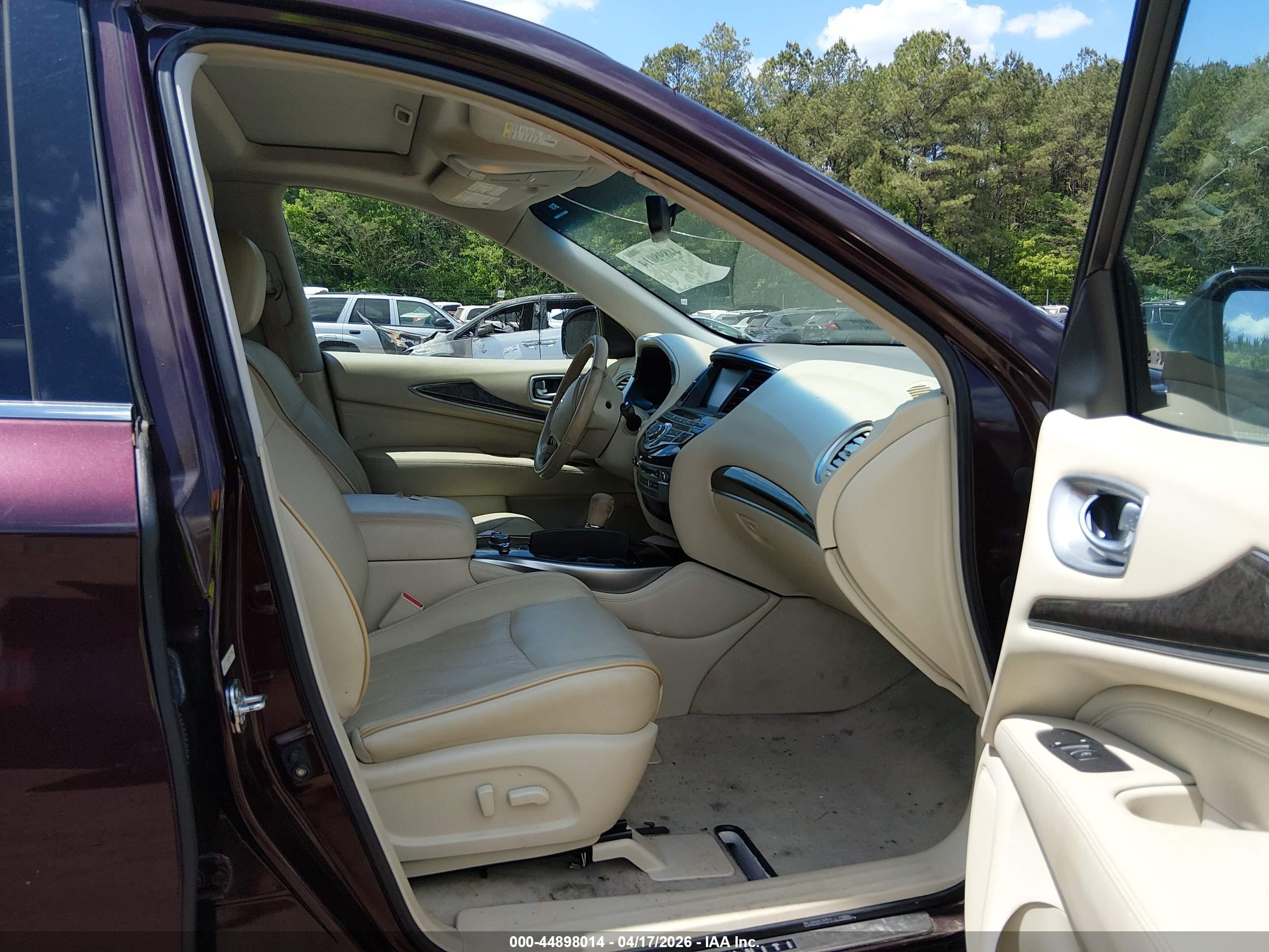 INFINITI JX35 image 5