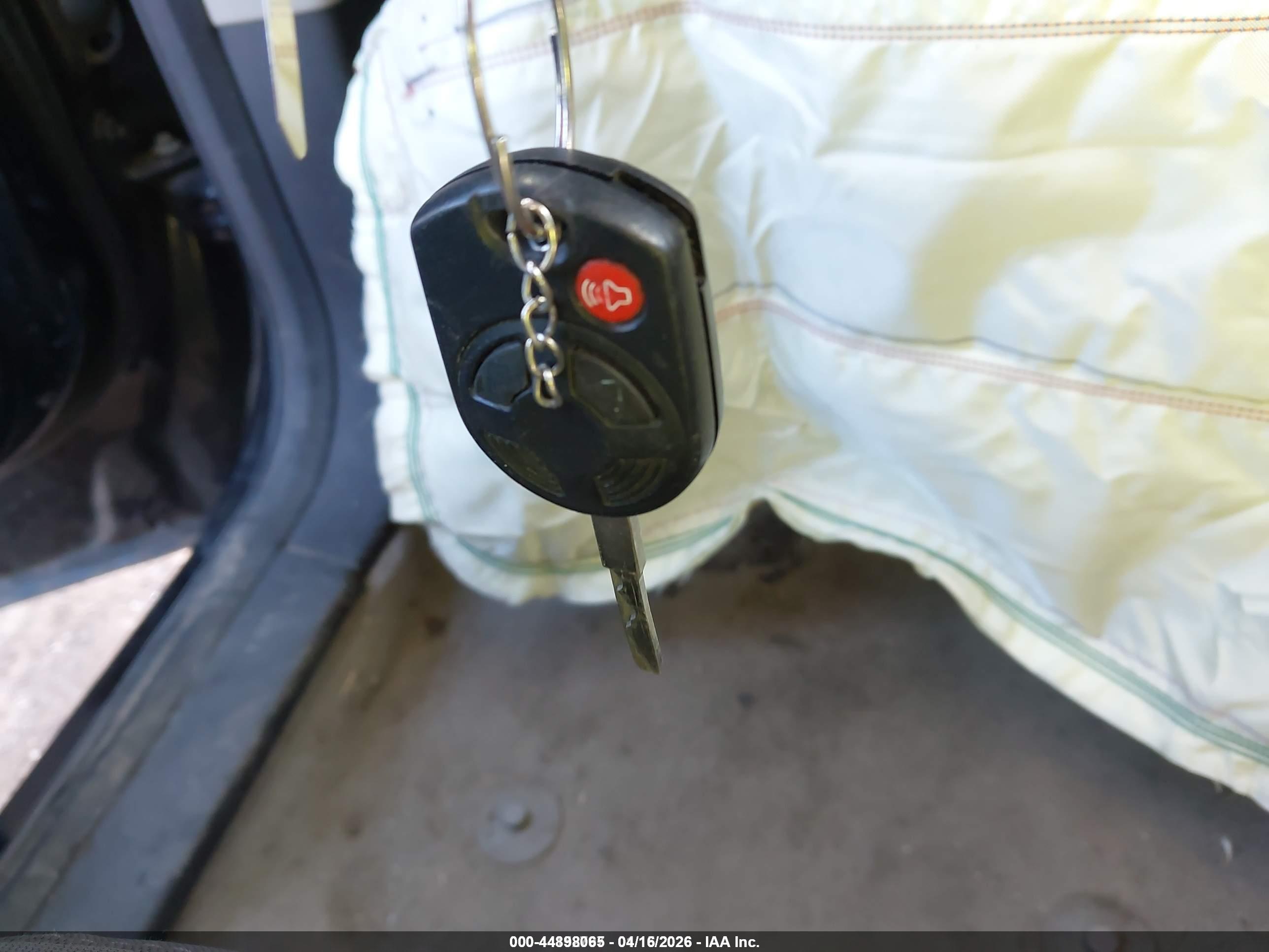 FORD ESCAPE image 11