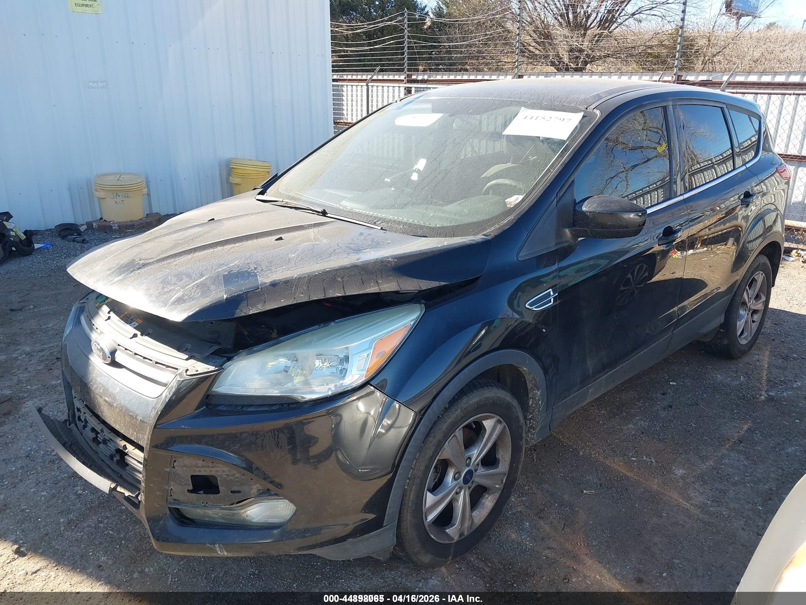 FORD ESCAPE image 2