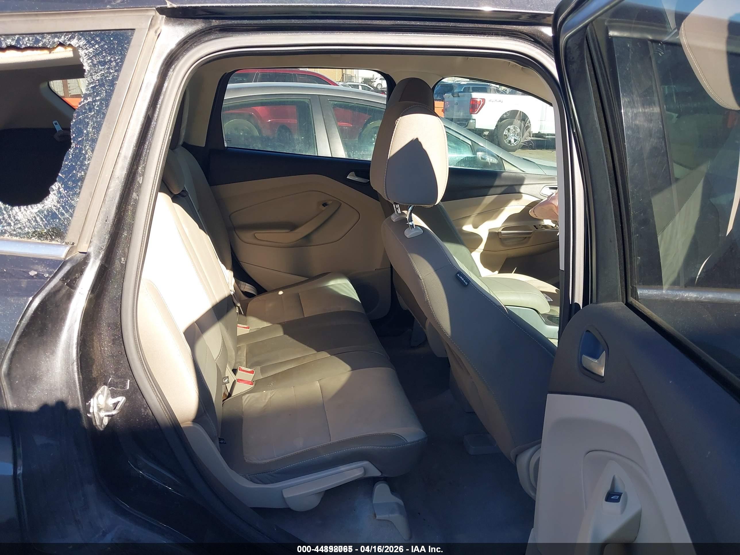 FORD ESCAPE image 8