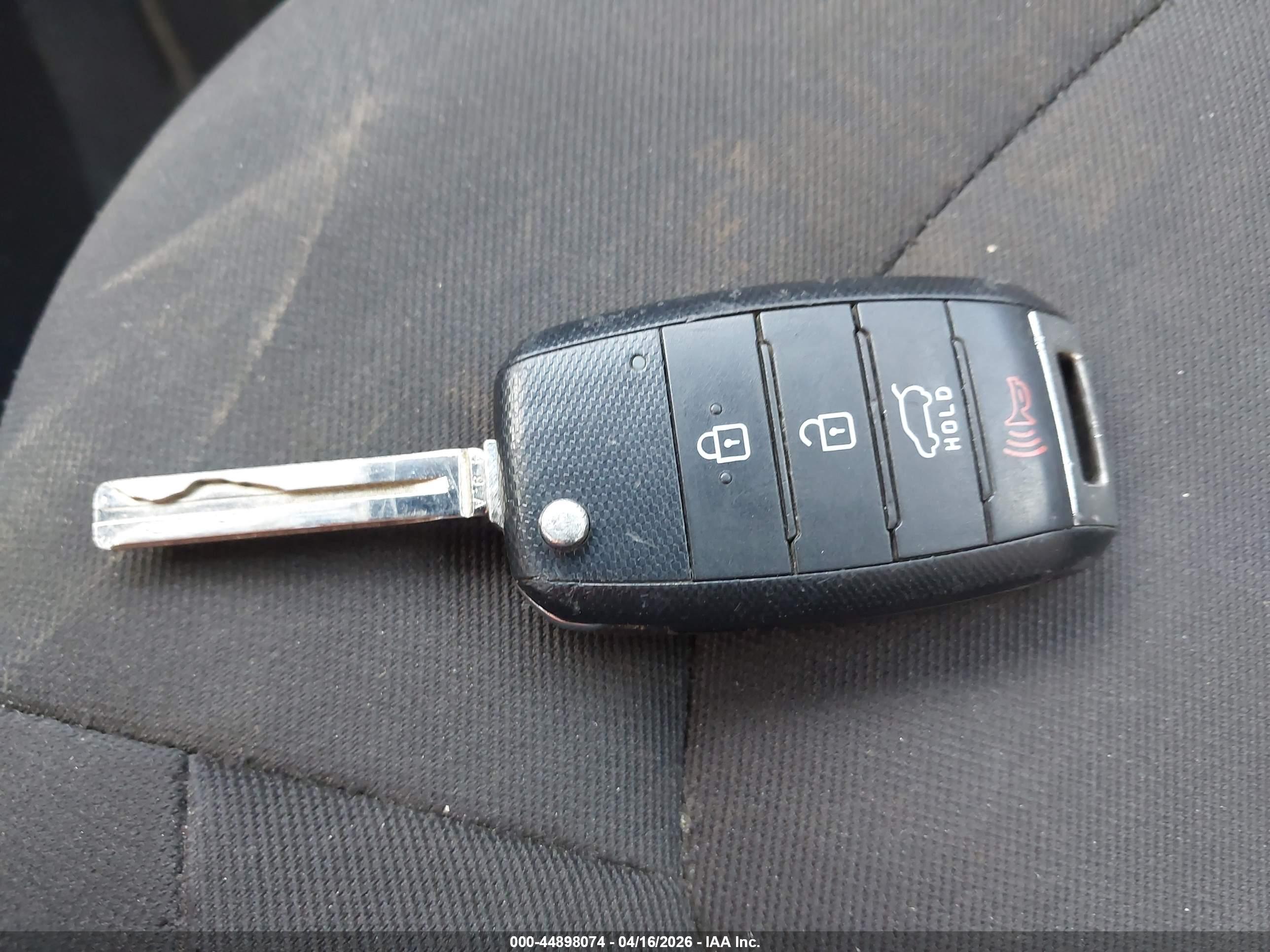 KIA SOUL image 11