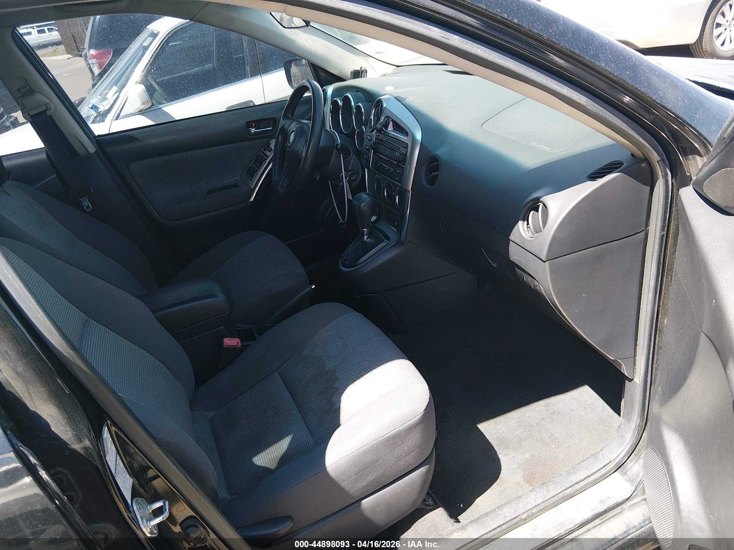 TOYOTA MATRIX image 5