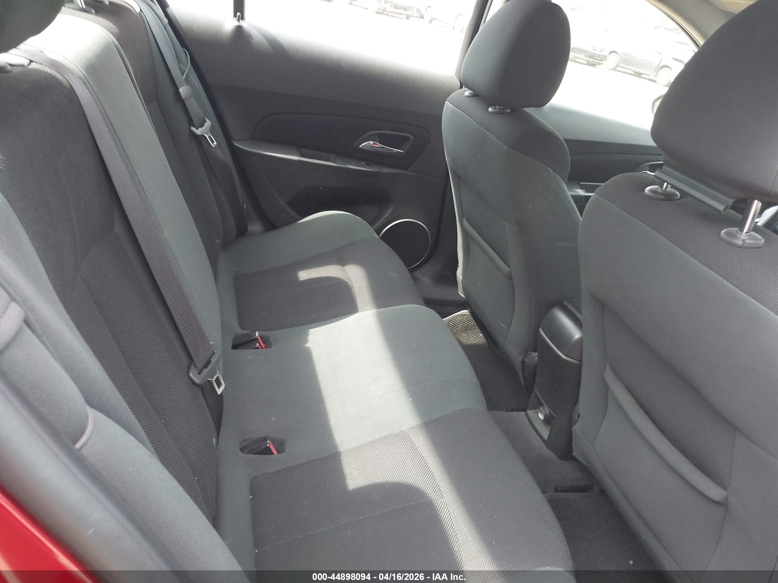 CHEVROLET CRUZE image 8