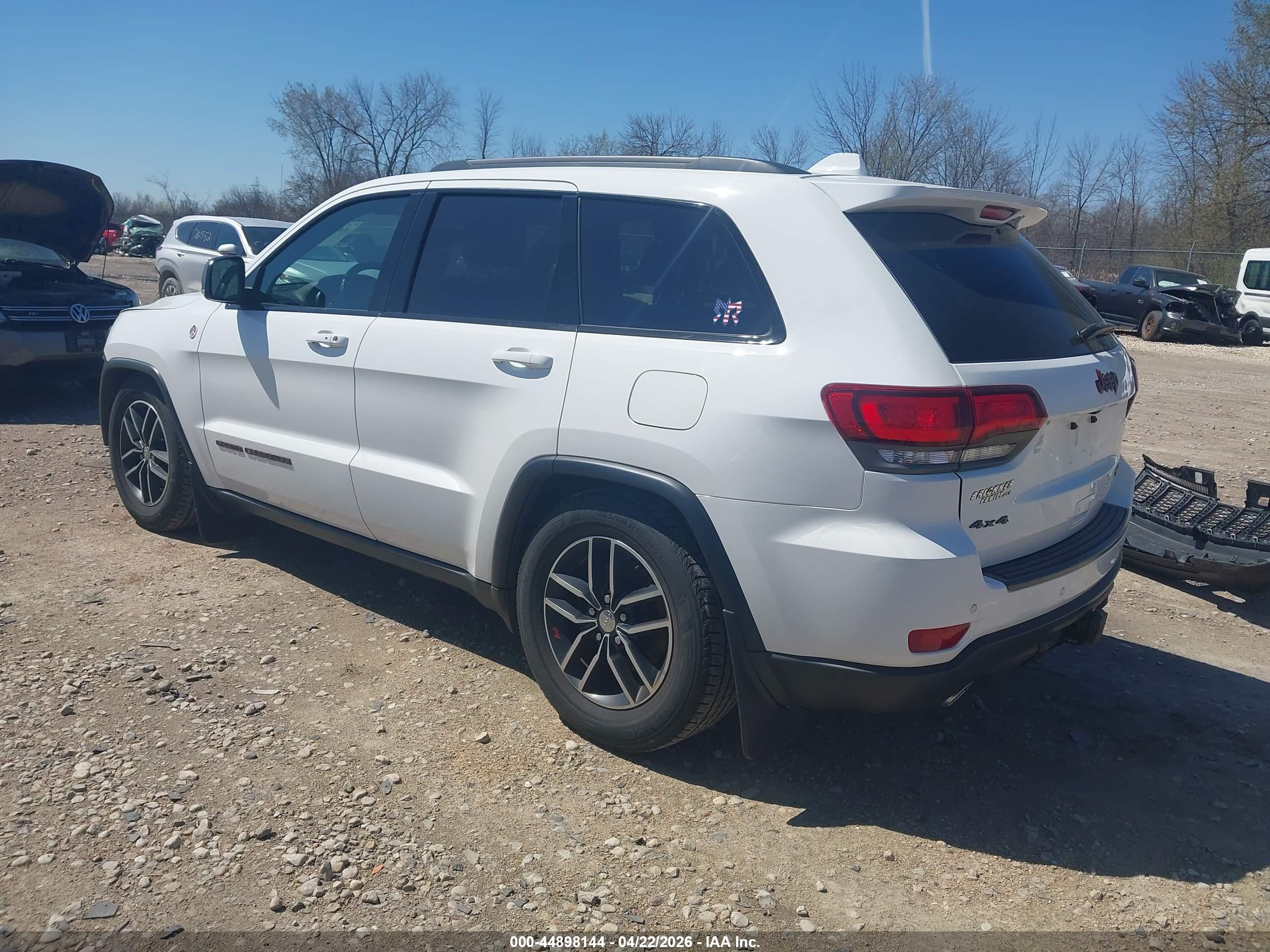 JEEP GRAND image 3